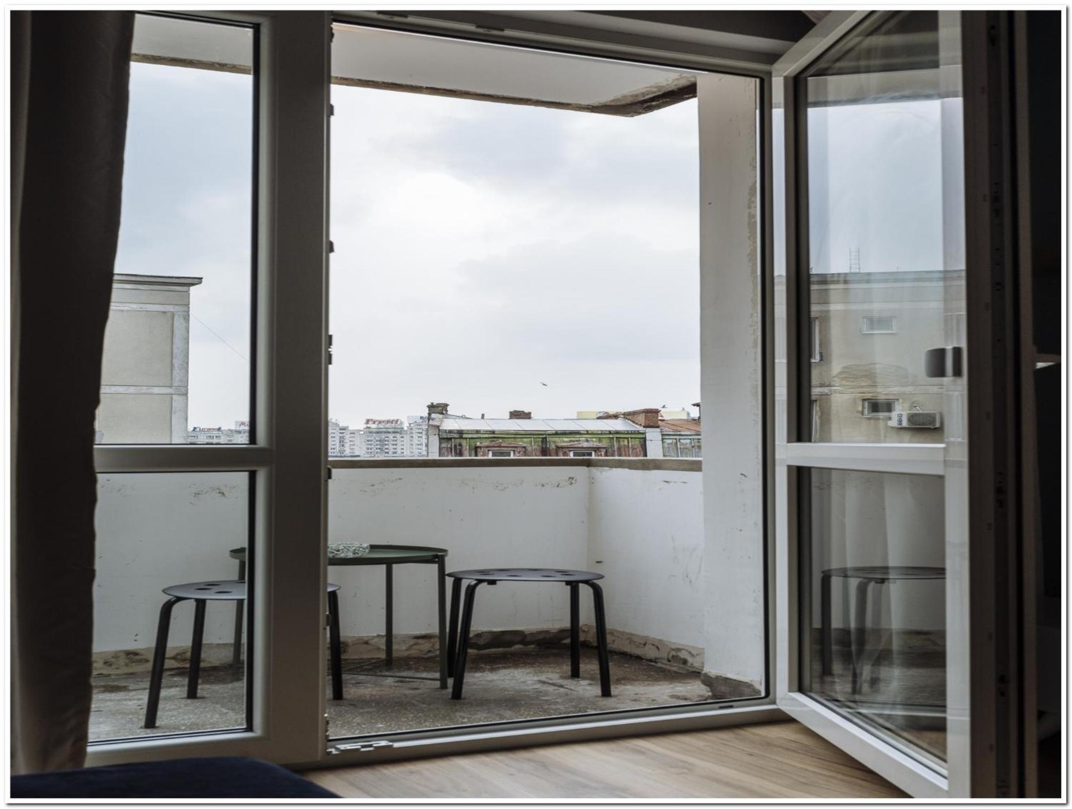 Spacious, lovely, bright apartment in the Old Town