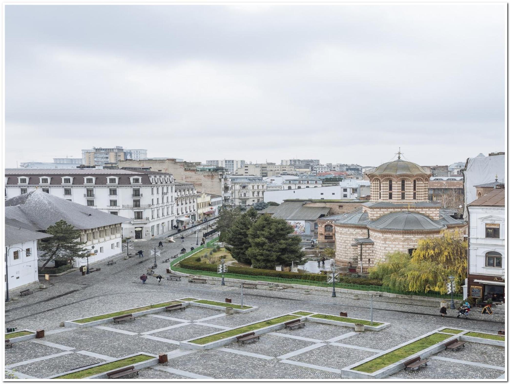 Spacious, lovely, bright apartment in the Old Town