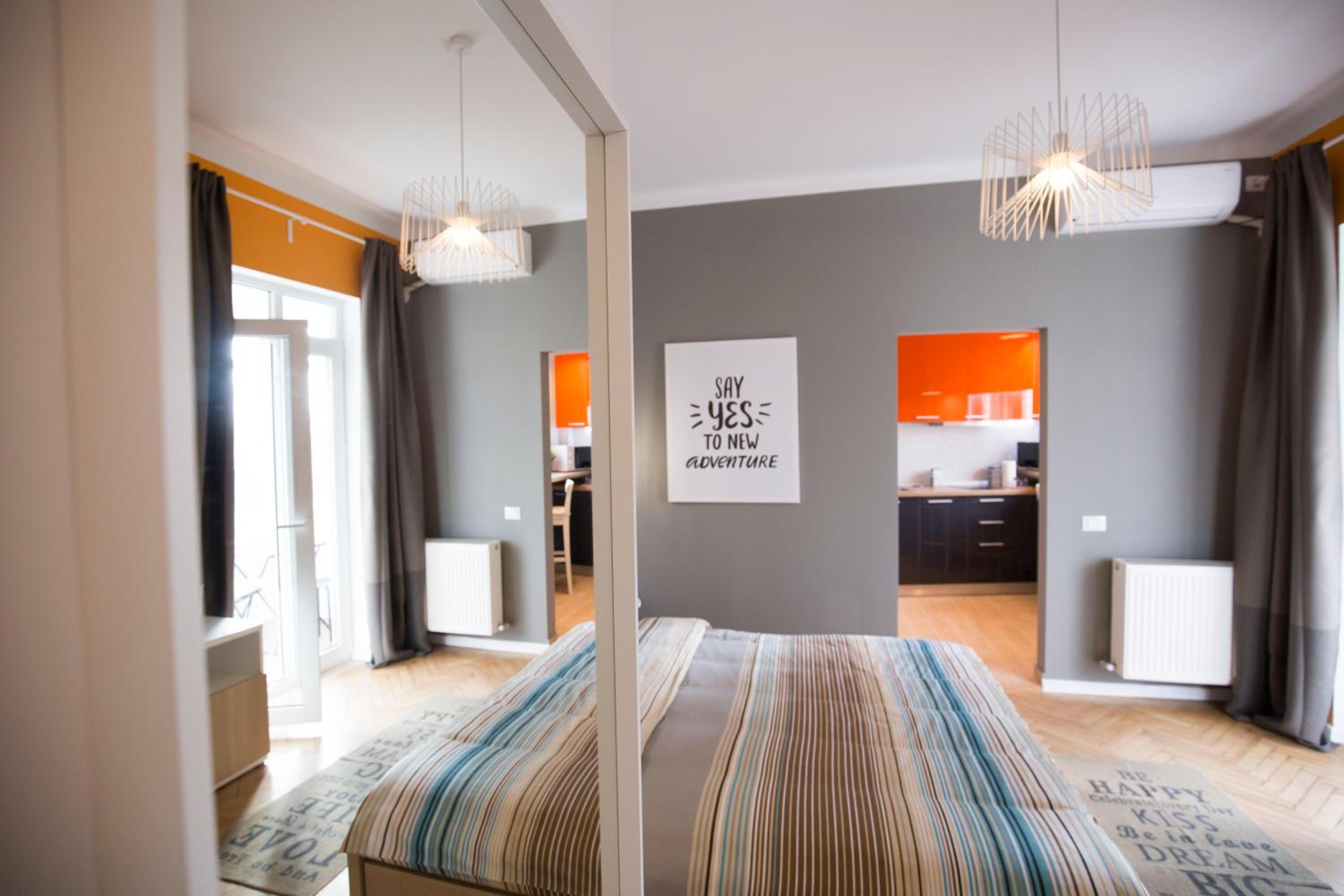 Central Up Studio en Bucharest — hotel room