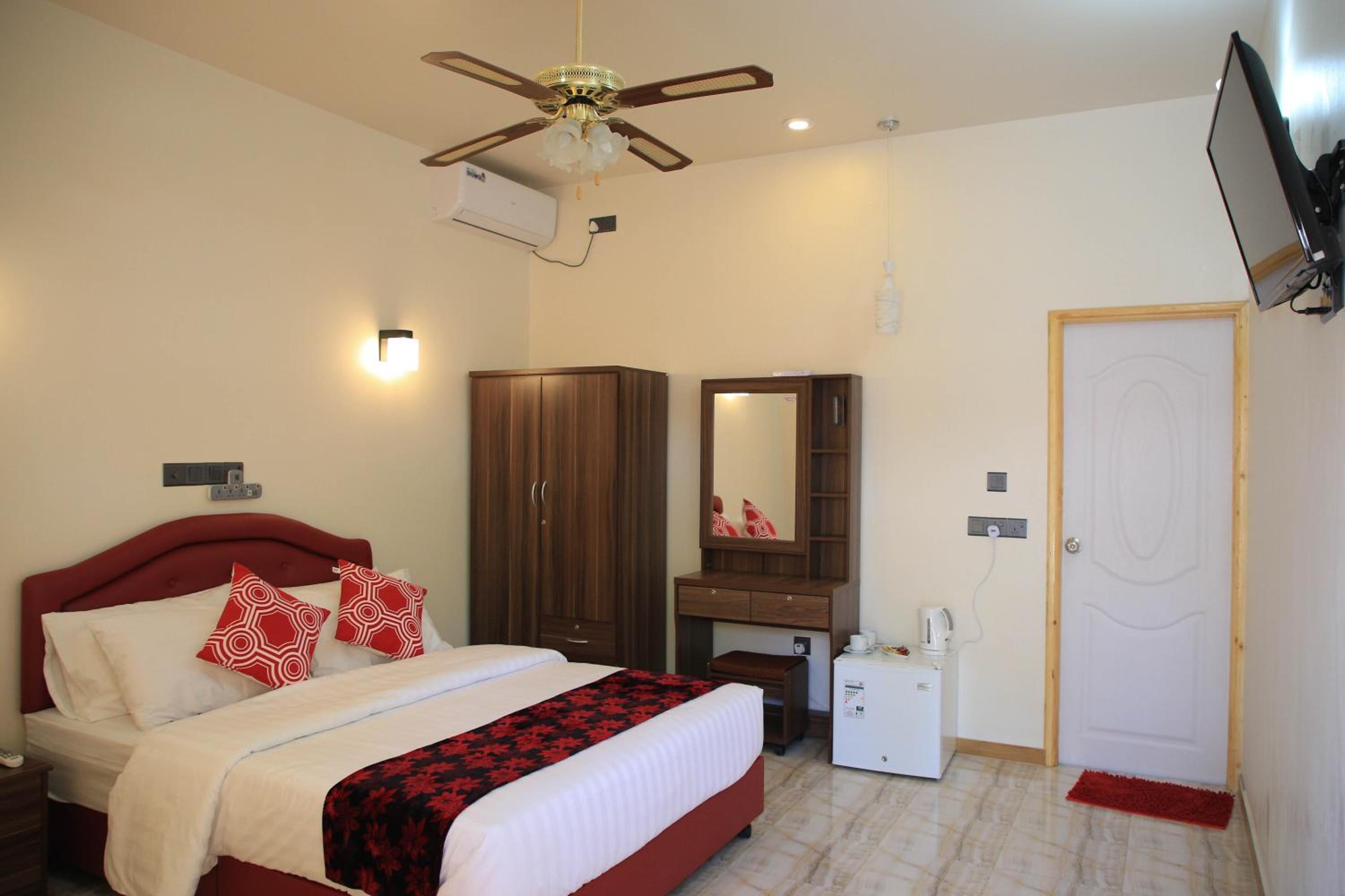 Evila Inn - Thoddoo