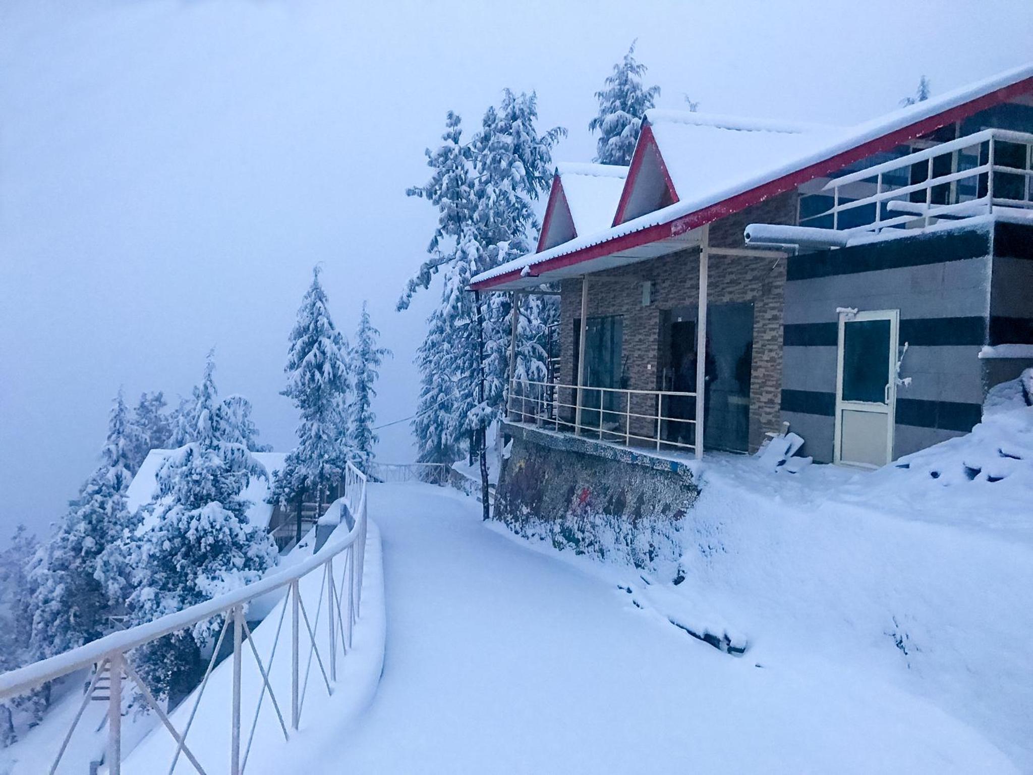 KVR Clarks Inn, Kufri