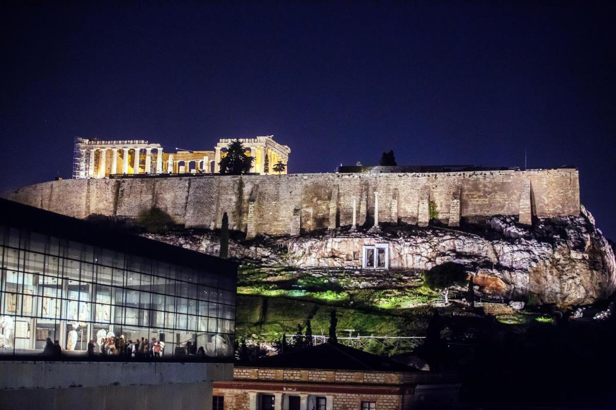 absolute acropolis