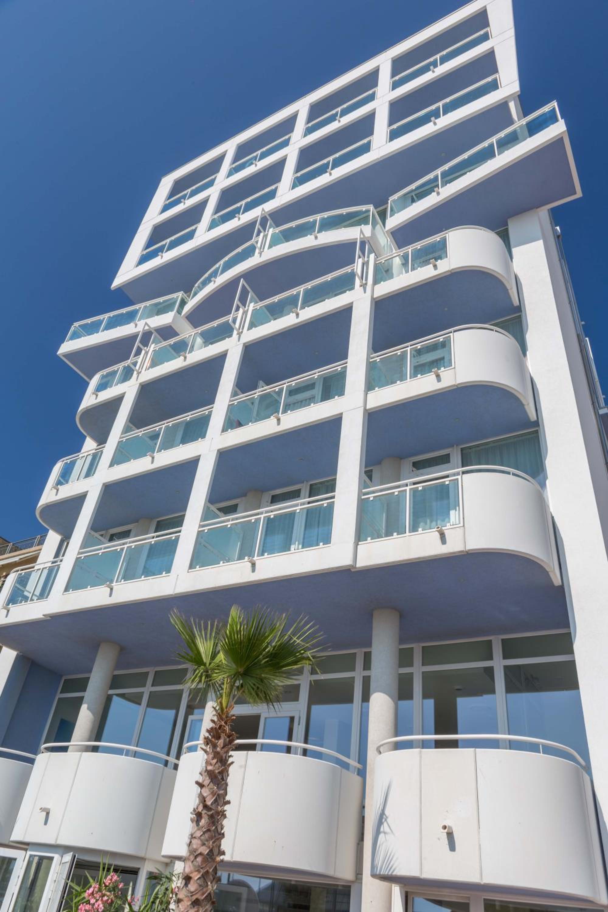 Hotel Mediterraneo - Image 1