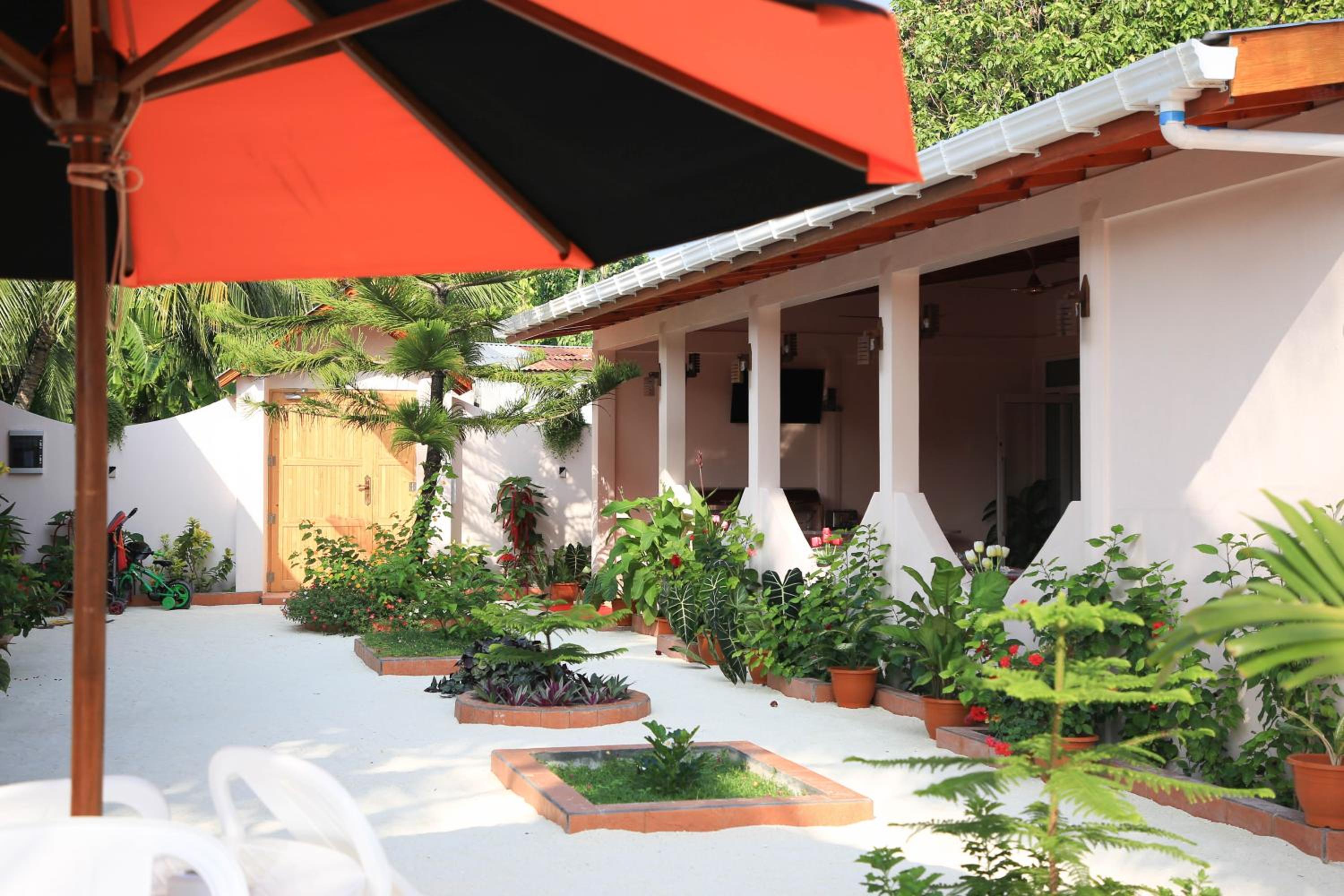 Evila Inn - Thoddoo