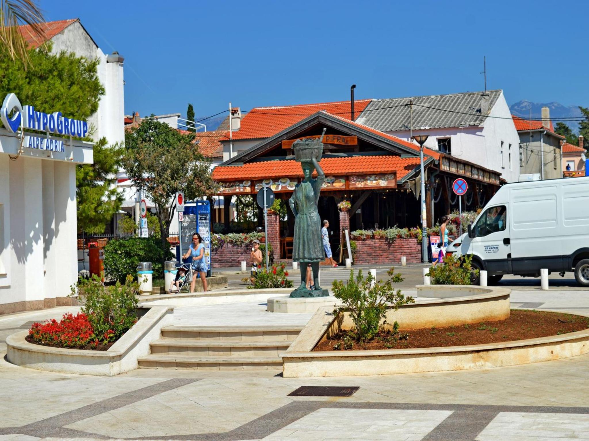 Apartmani Mačak II view 2