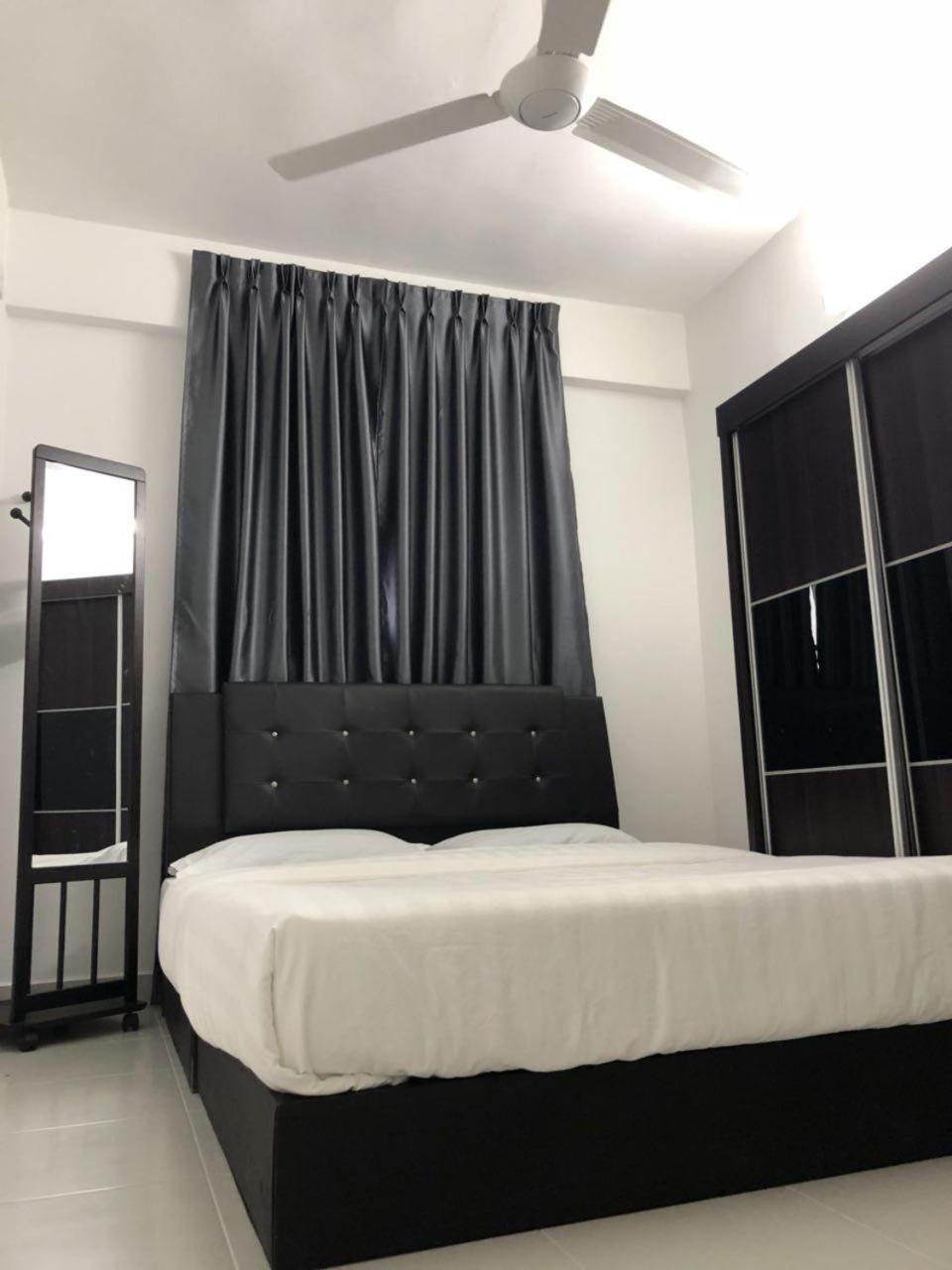 Muslim Homestay Apartment photo 6