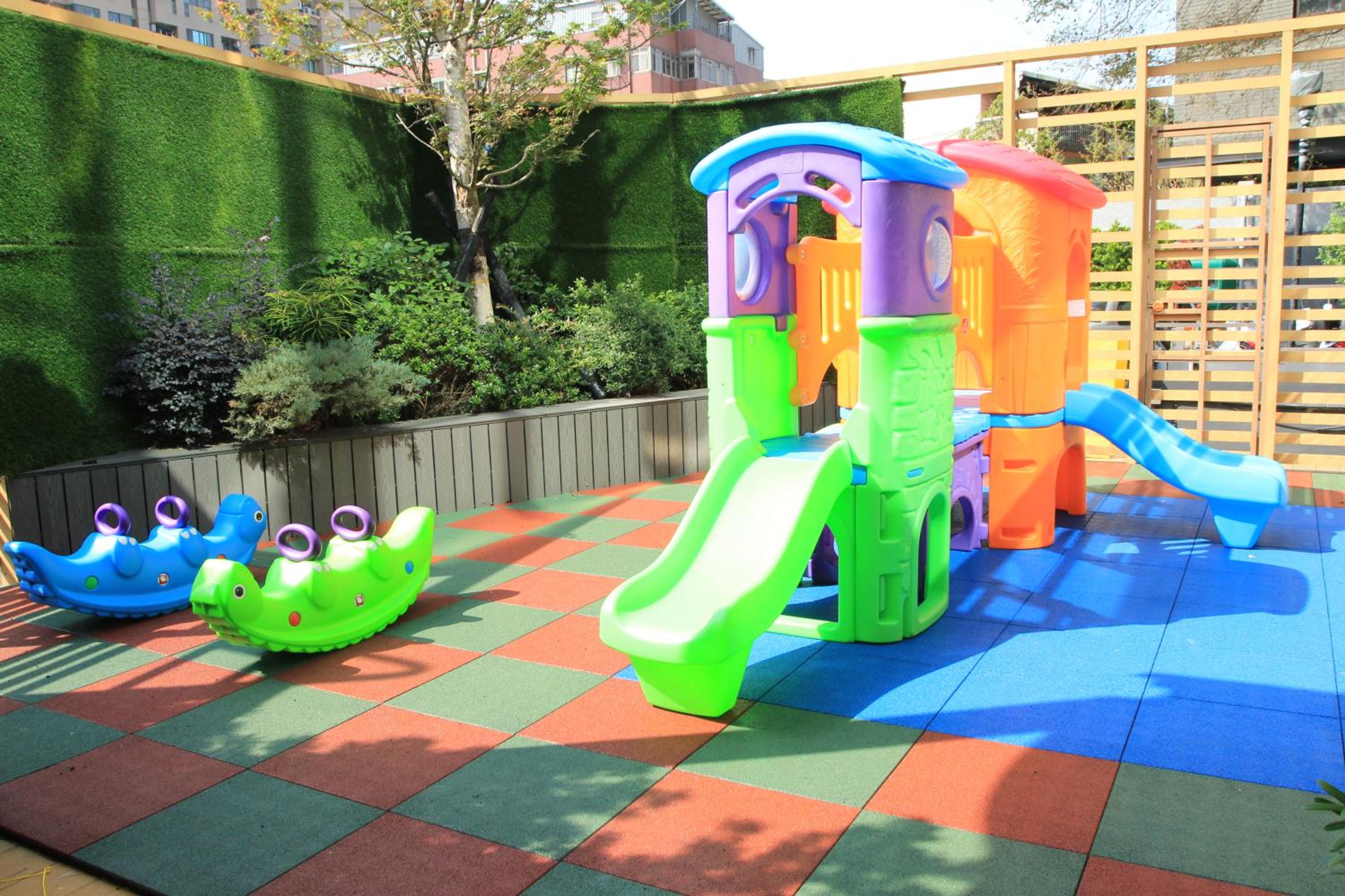 Uinn Business Hotel-Shihlin