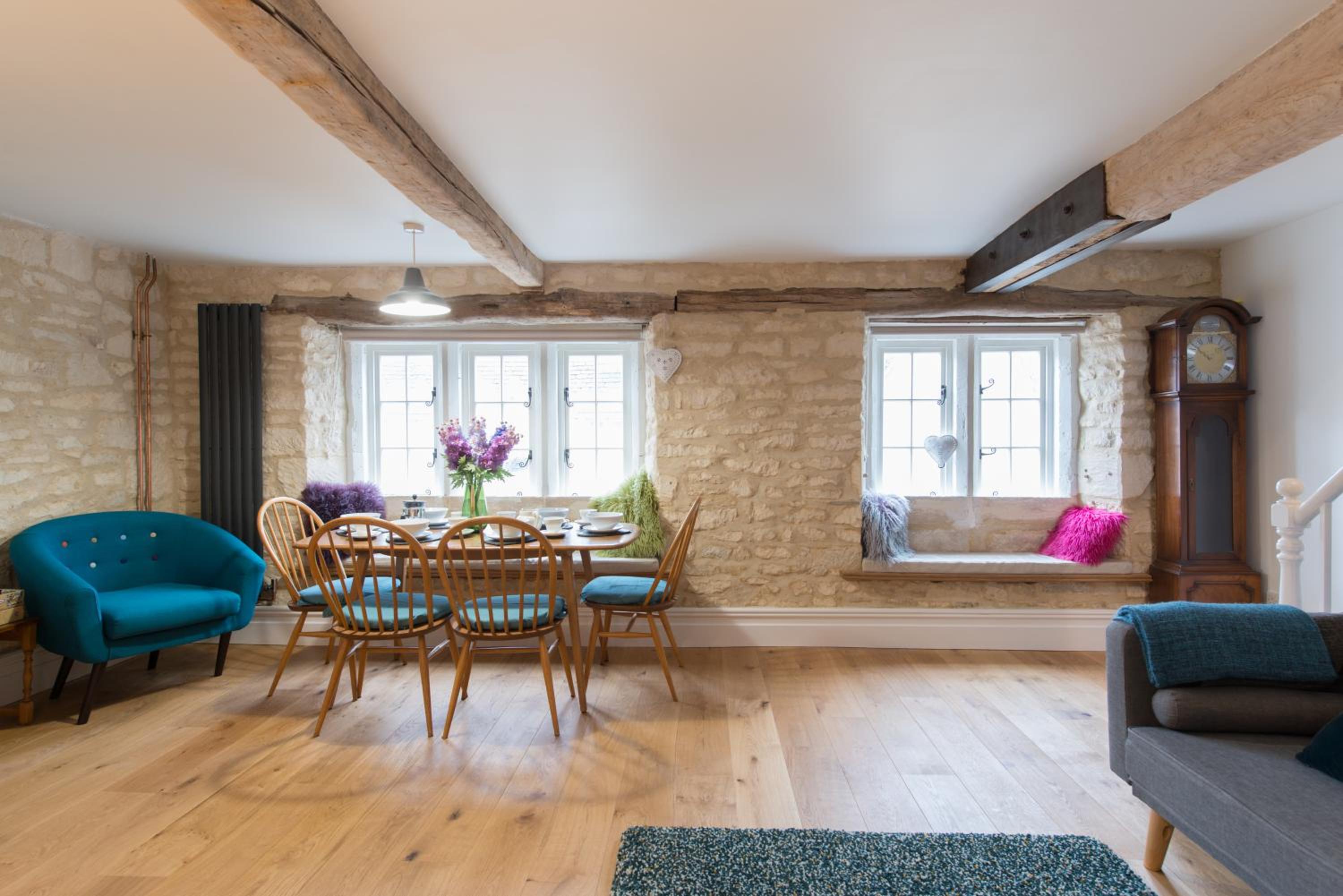 Upper Flat, The Manse, Painswick view 2