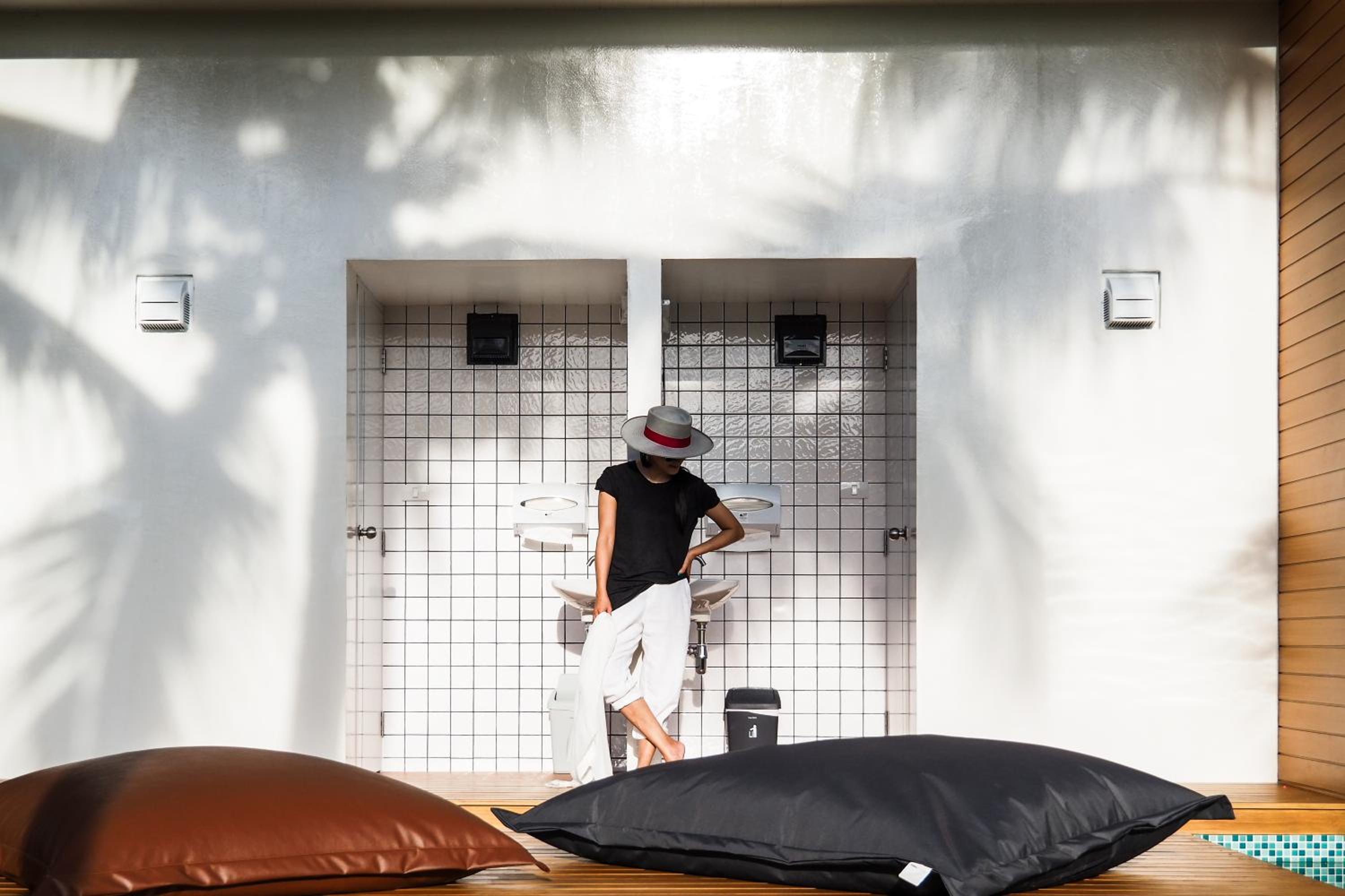 Book a Bed Poshtel - SHA Plus