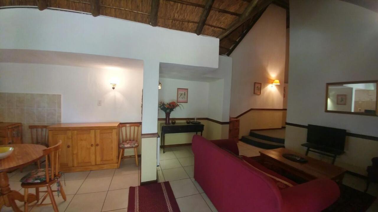 Oaktree Lodge Guest House view 4