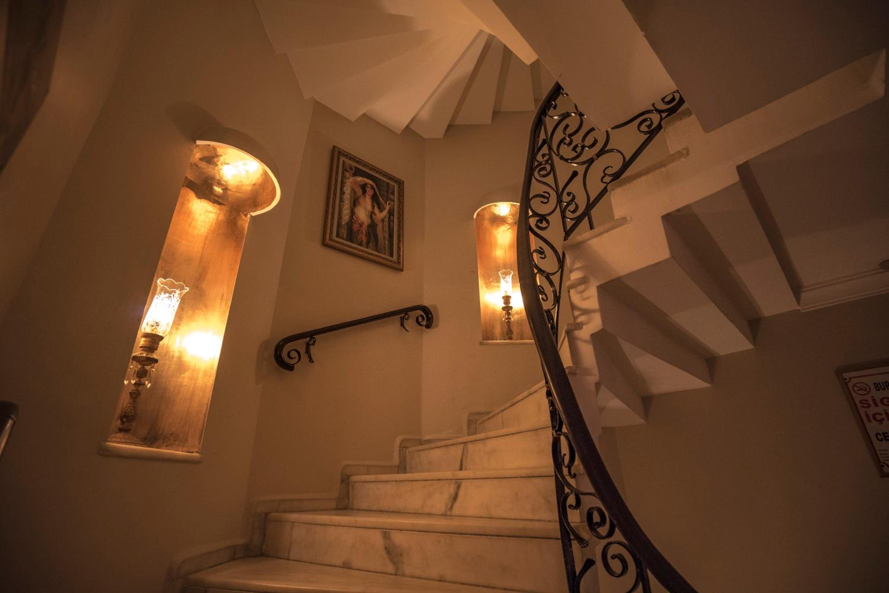 Avicenna Otel Sultanahmet - Image 19