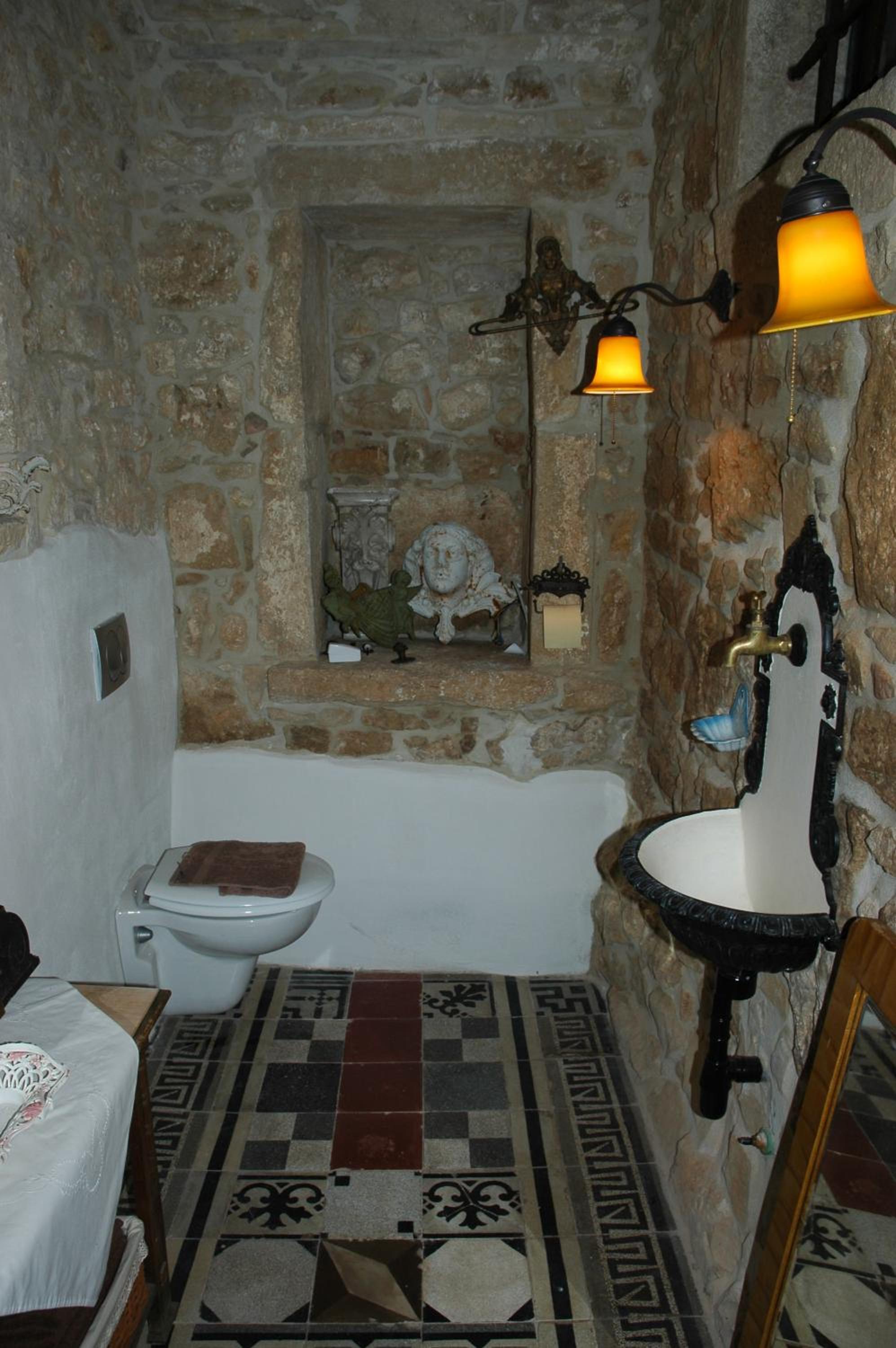 Photo 32