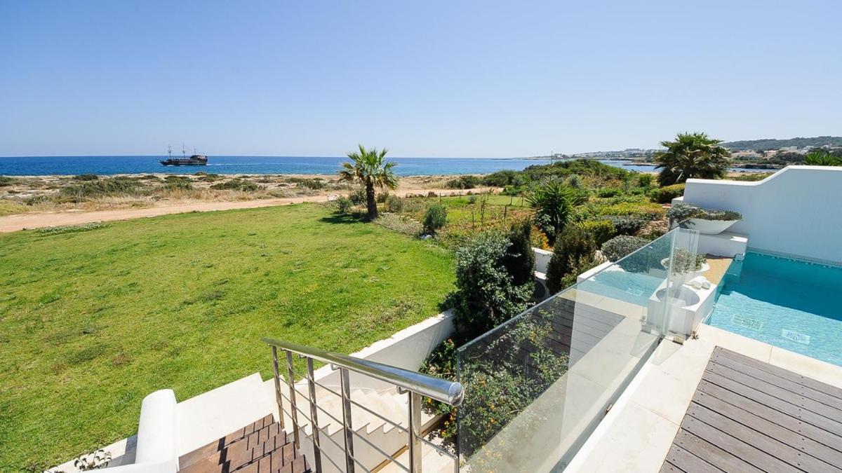 Luxury Bay View Villa 28 Right On The Beach