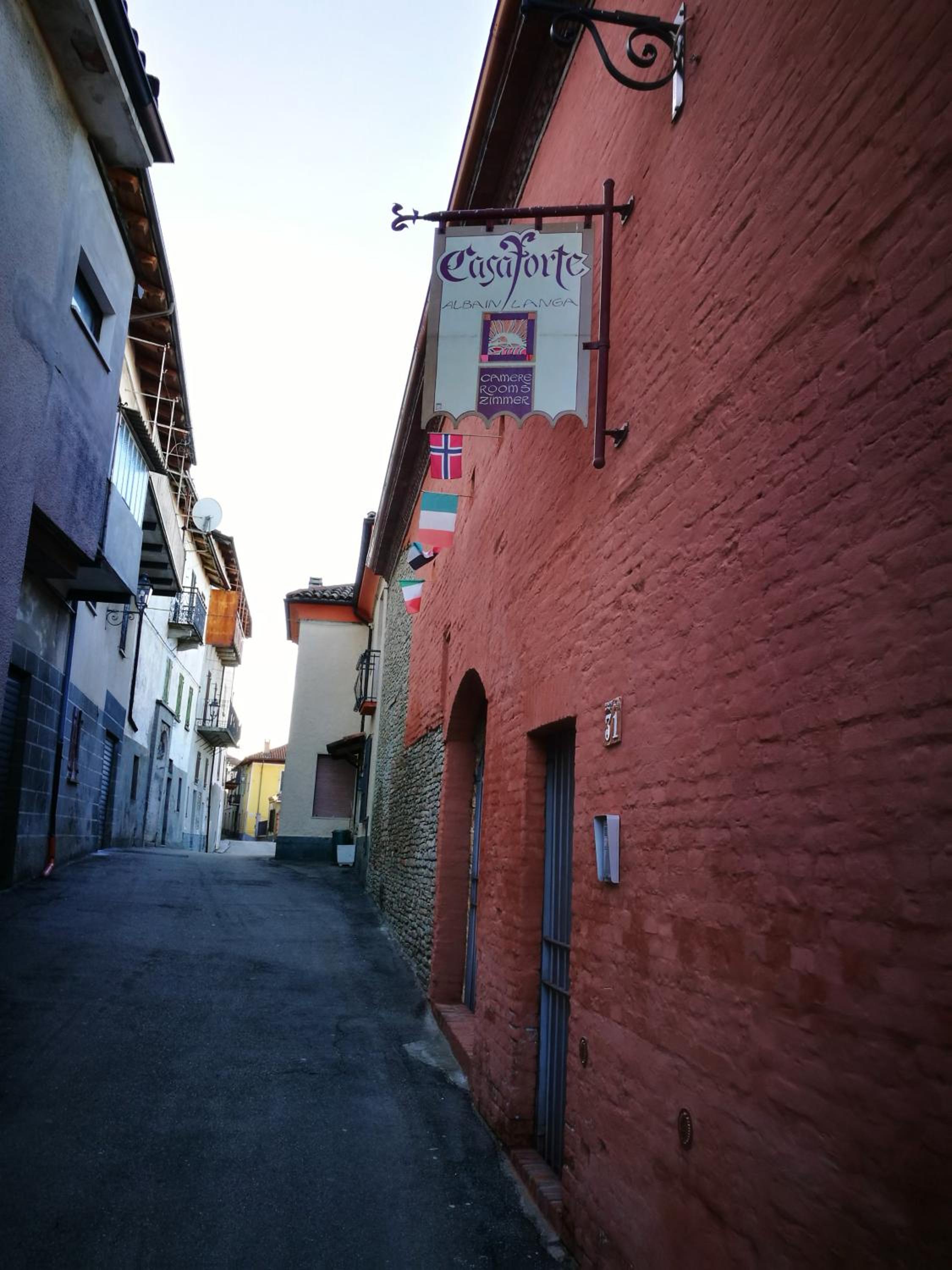 Casaforte Alba In Langa