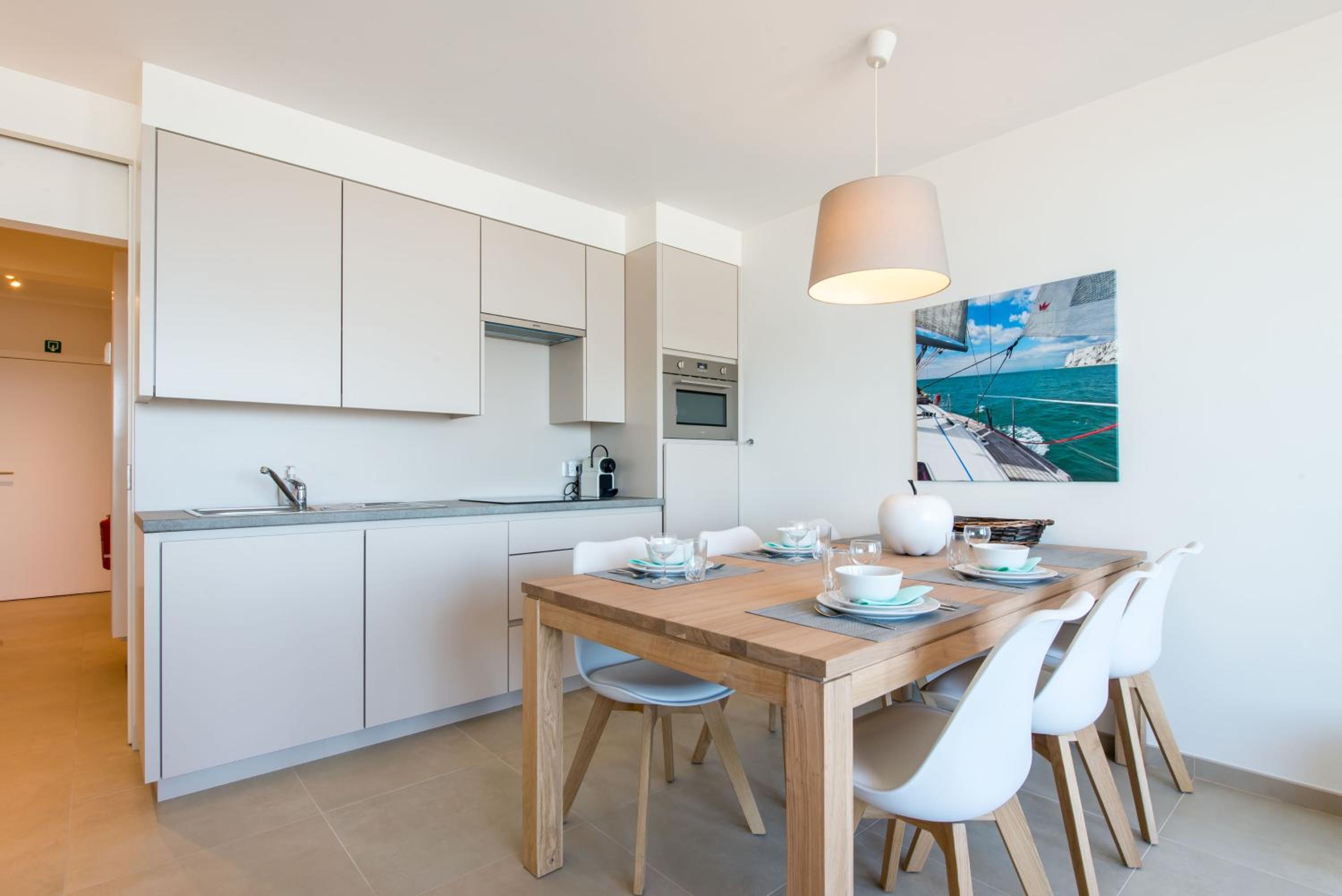 Cosy Studio with Sea View in Ostend view 4
