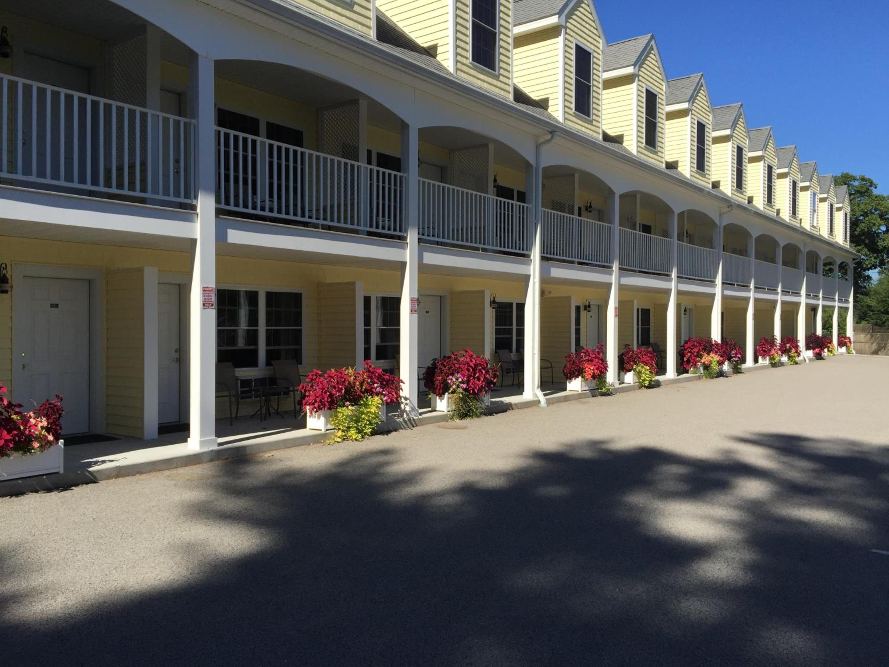 Admiral's Inn Resort - Property Image 5