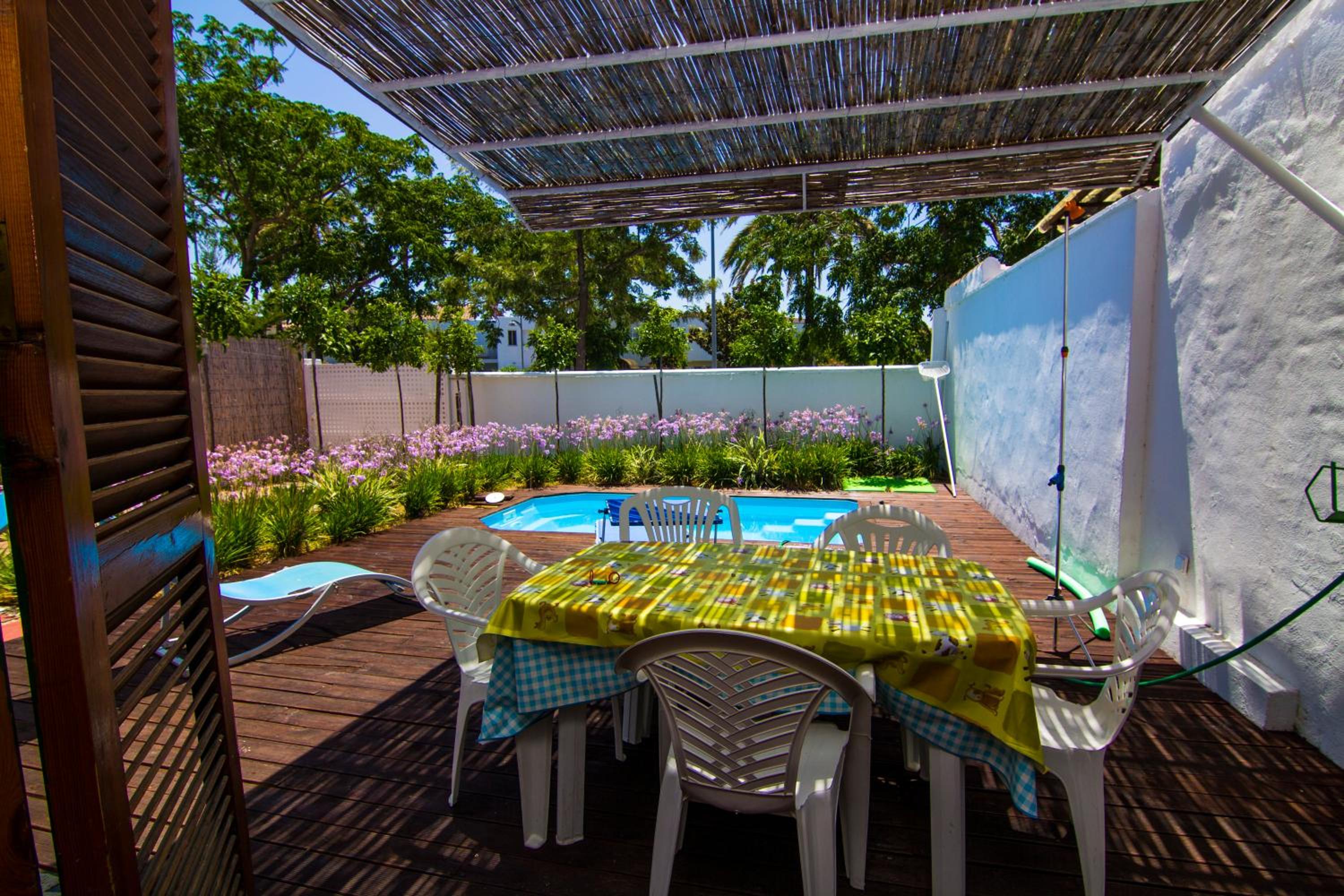 Villas Aloha Valdelagrana view 2