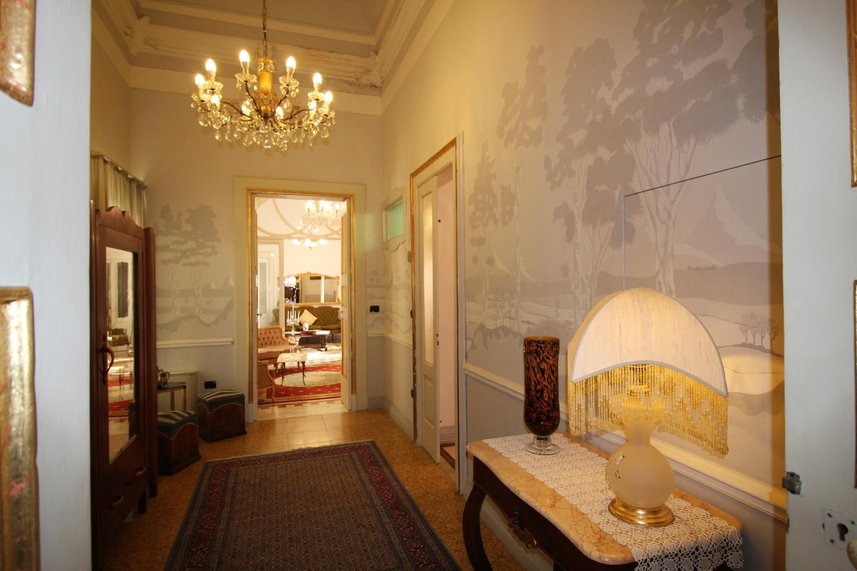 Palazzo De Castro