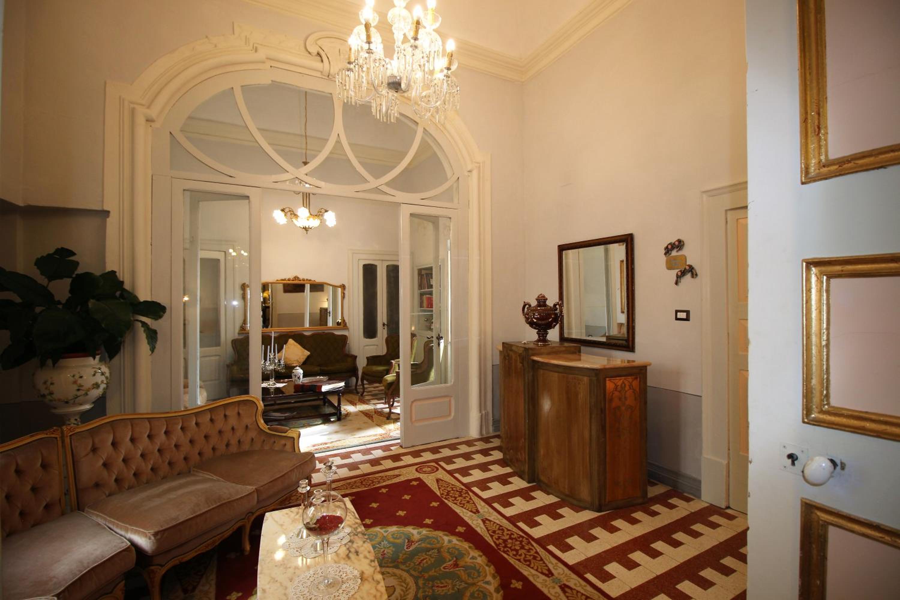 Palazzo De Castro