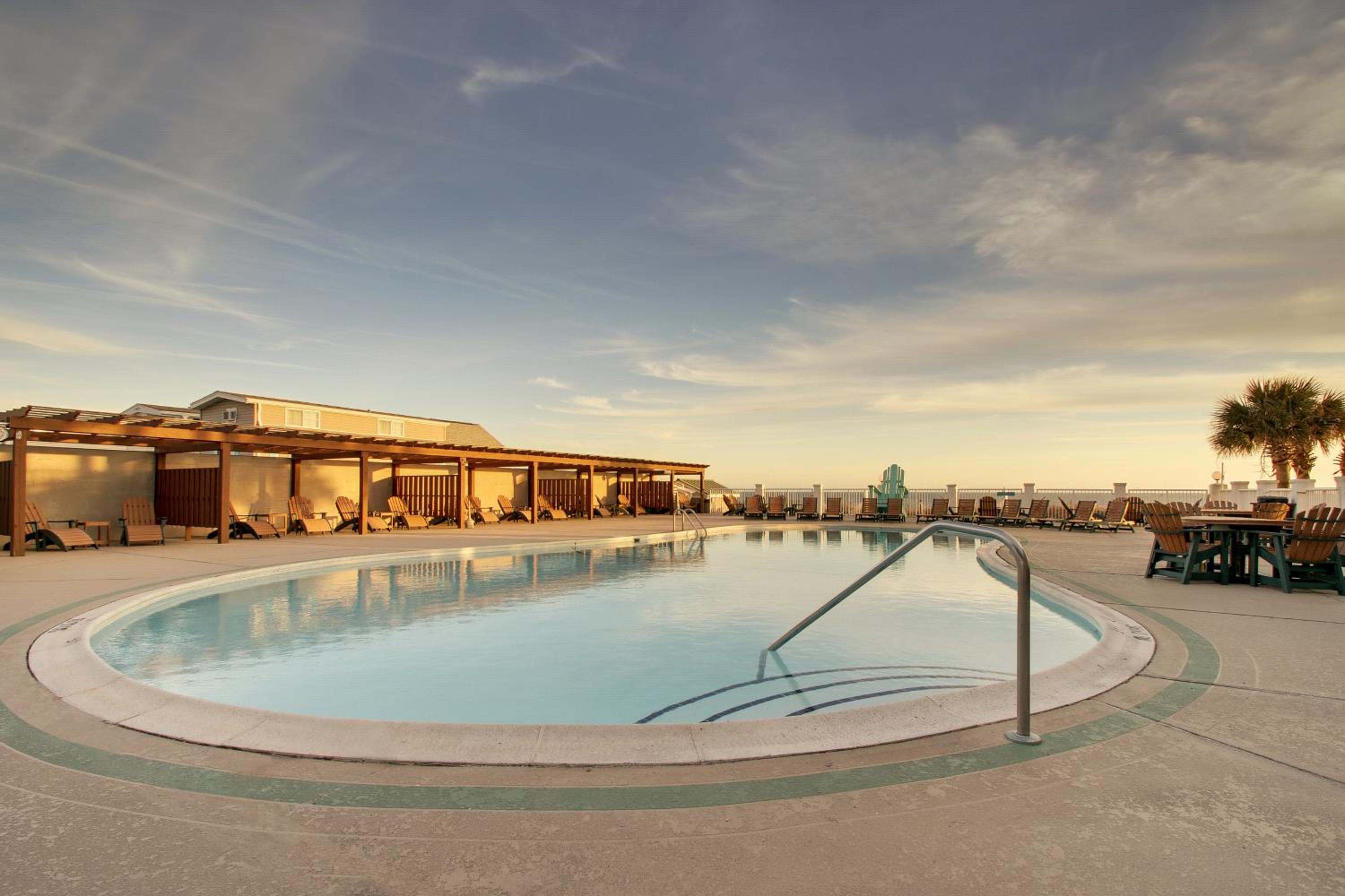 Islander Hotel & Resort