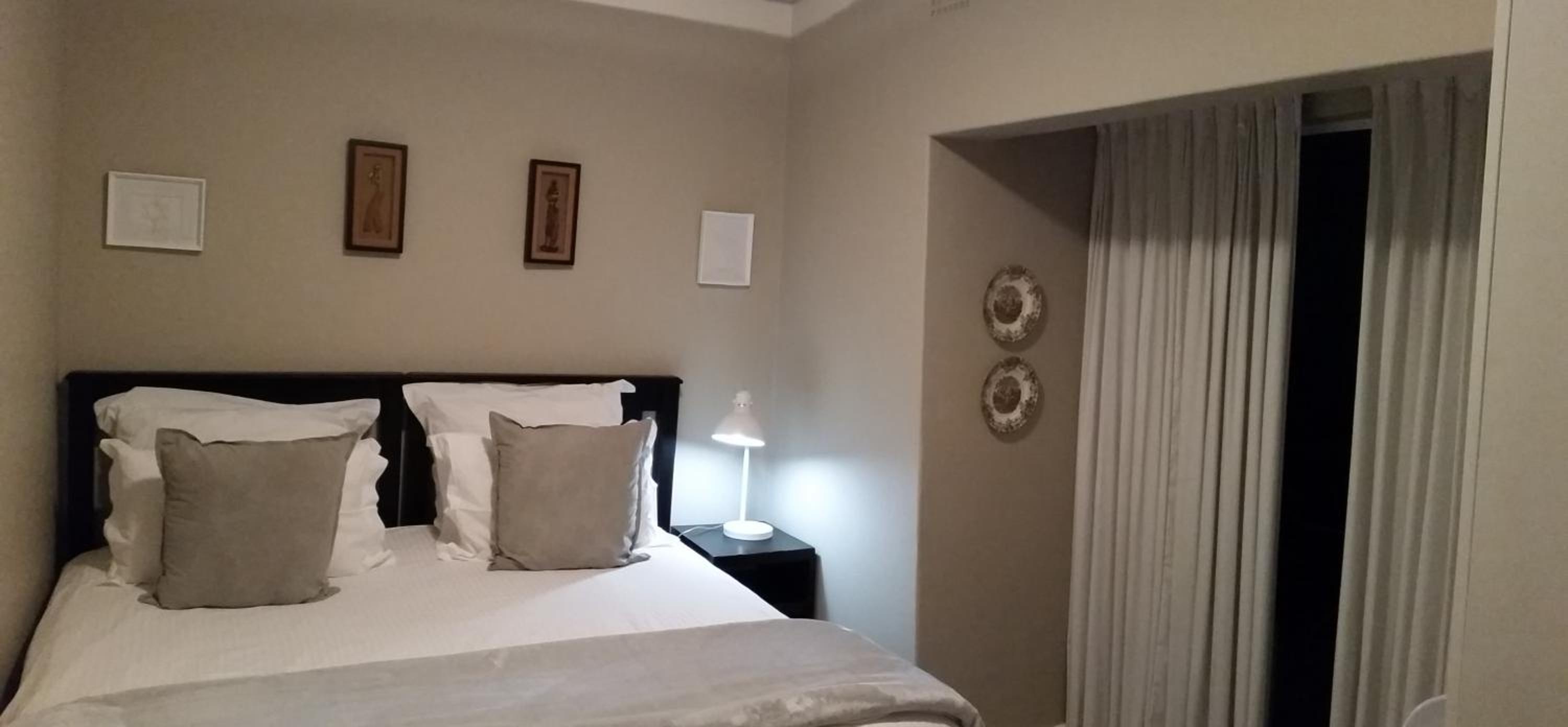 Rosebank Lodge Guesthouse by Claires