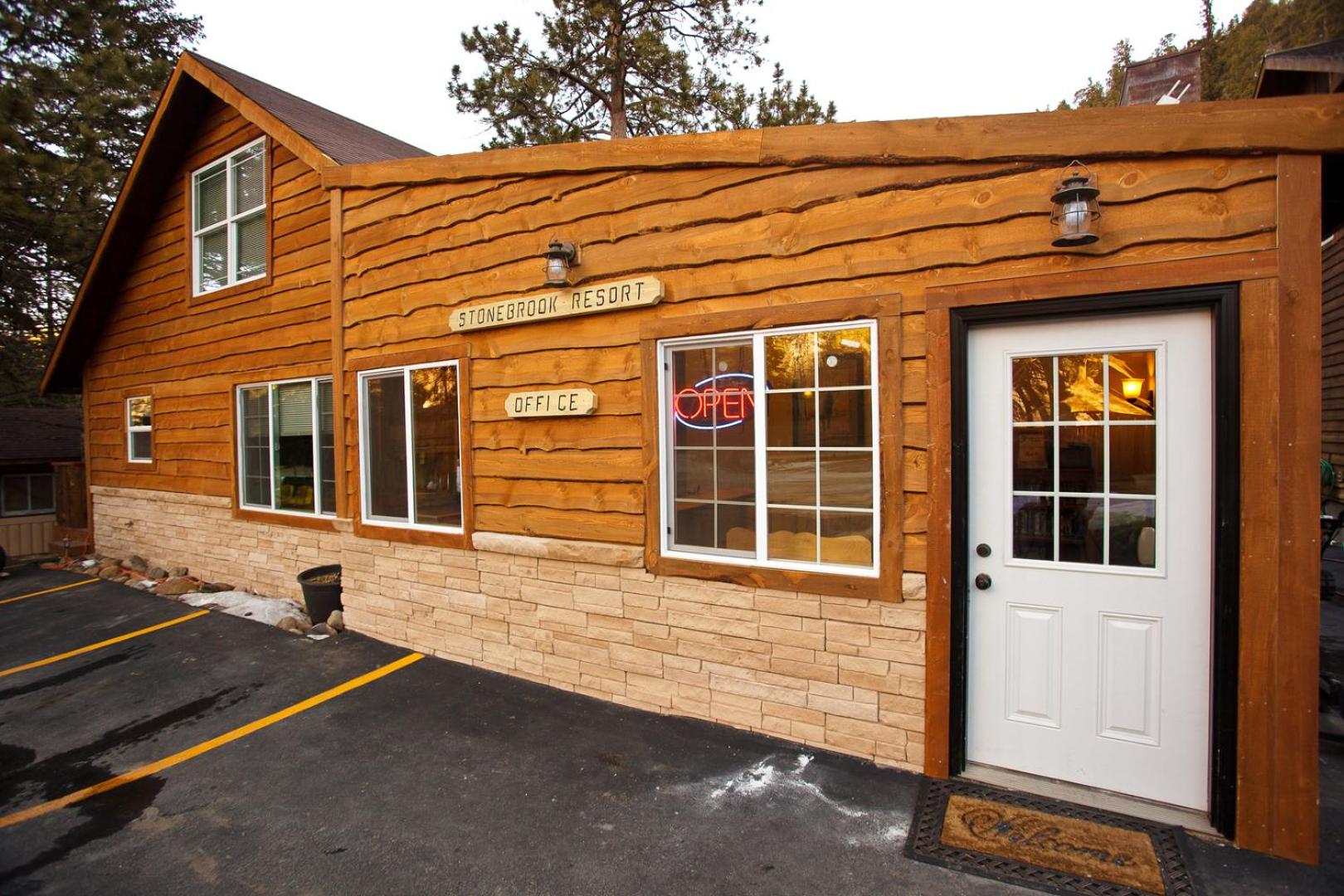 Stonebrook Resort - Adult Only - Property Image 4