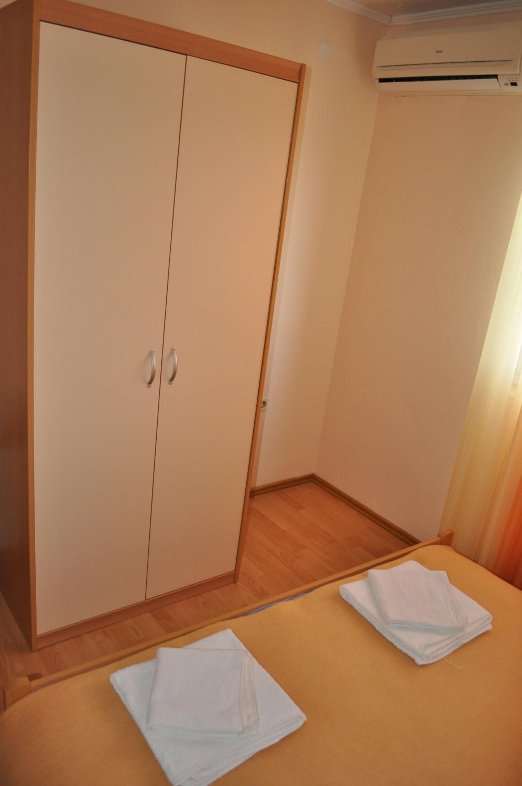 Photo 54