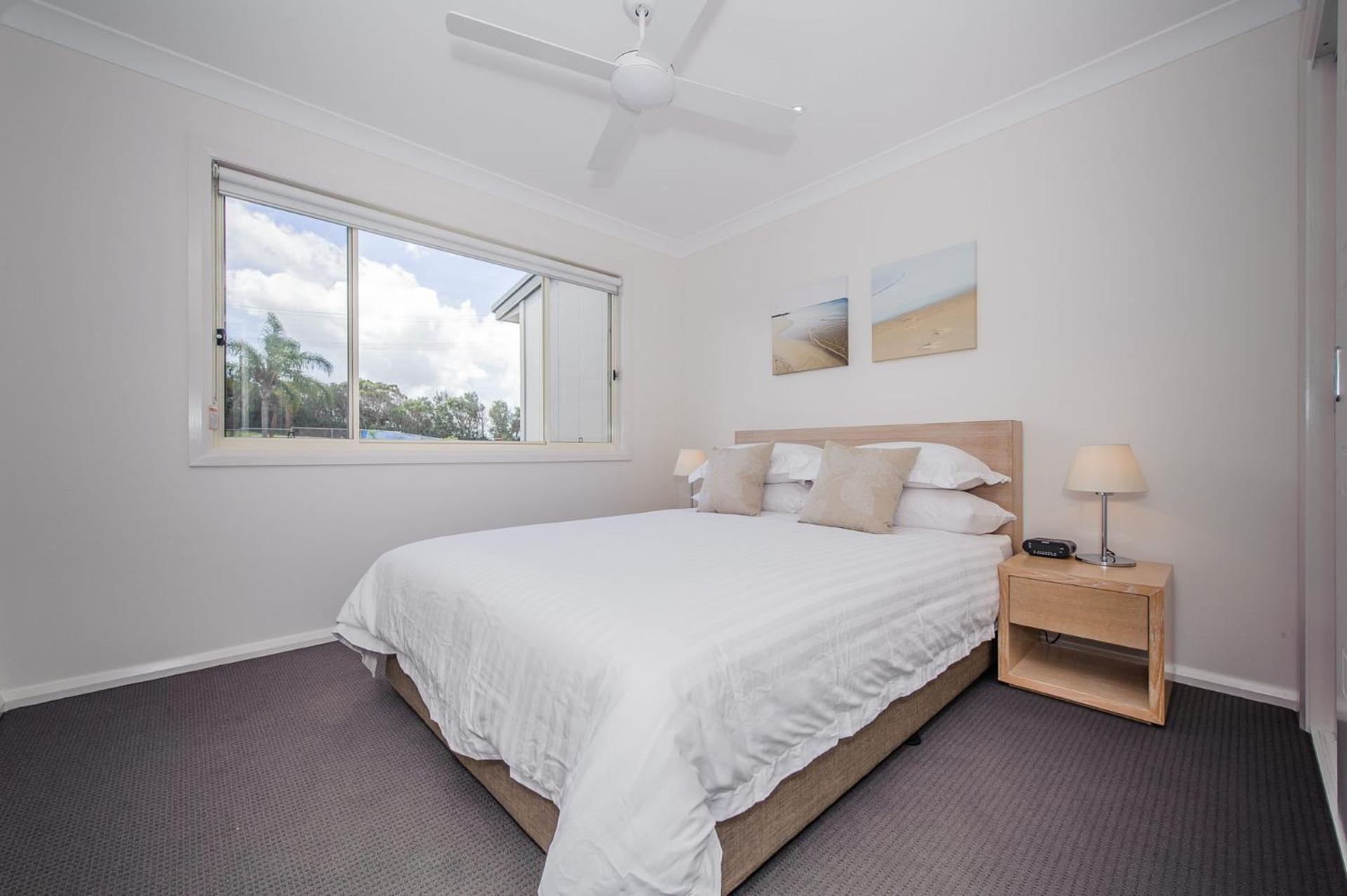 Escape At Nobbys Executive Townhouse 1 74 Pacific Drive