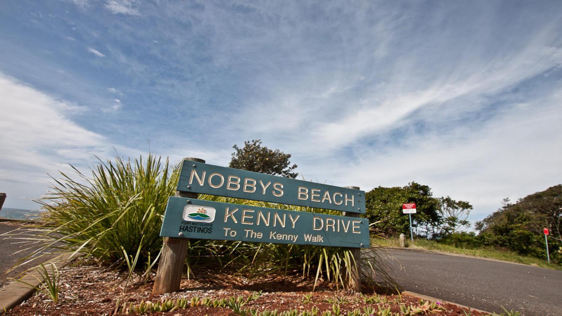 Escape At Nobbys Executive Townhouse 1 74 Pacific Drive