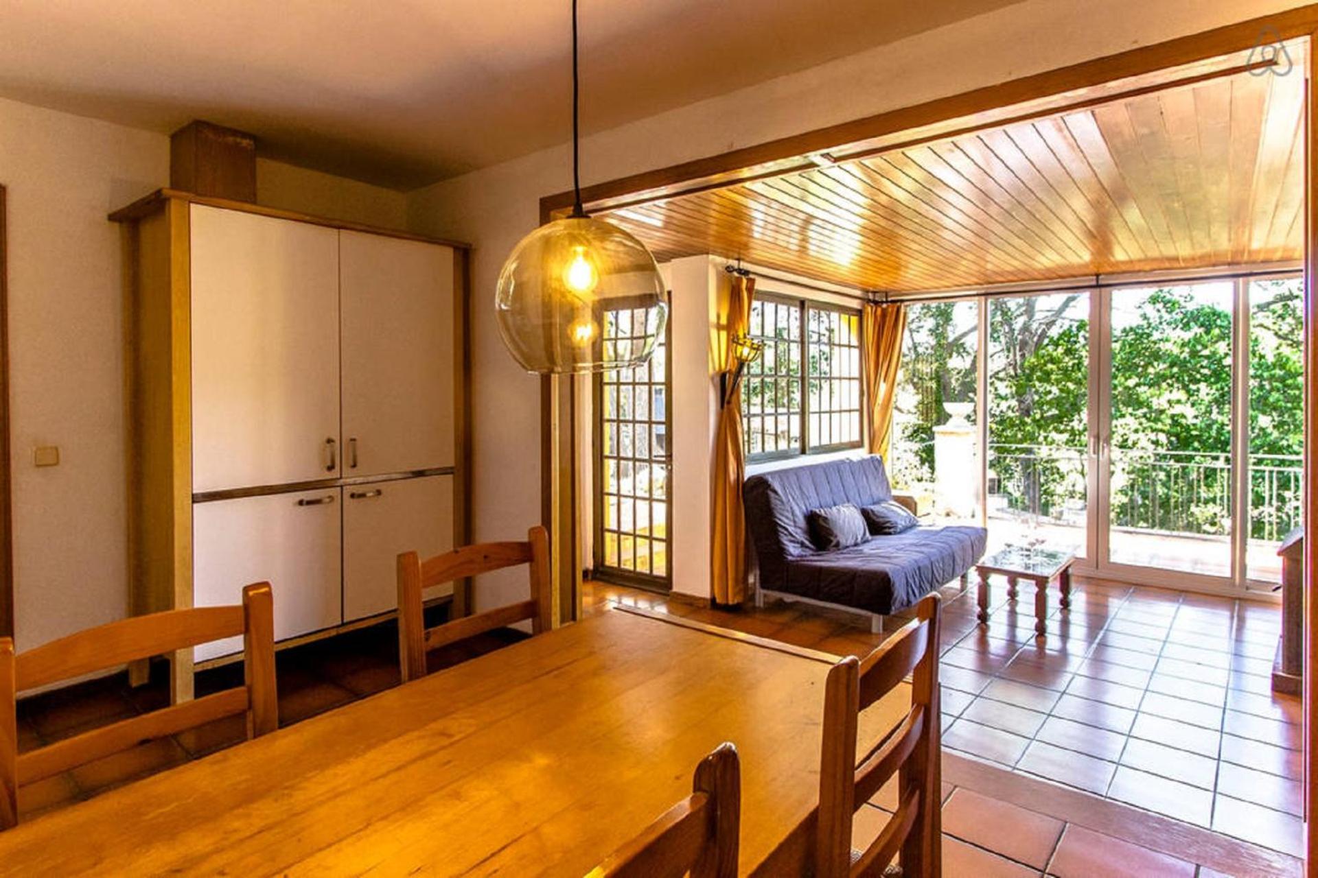 Les Canyes Cottage, Private Villa Resort