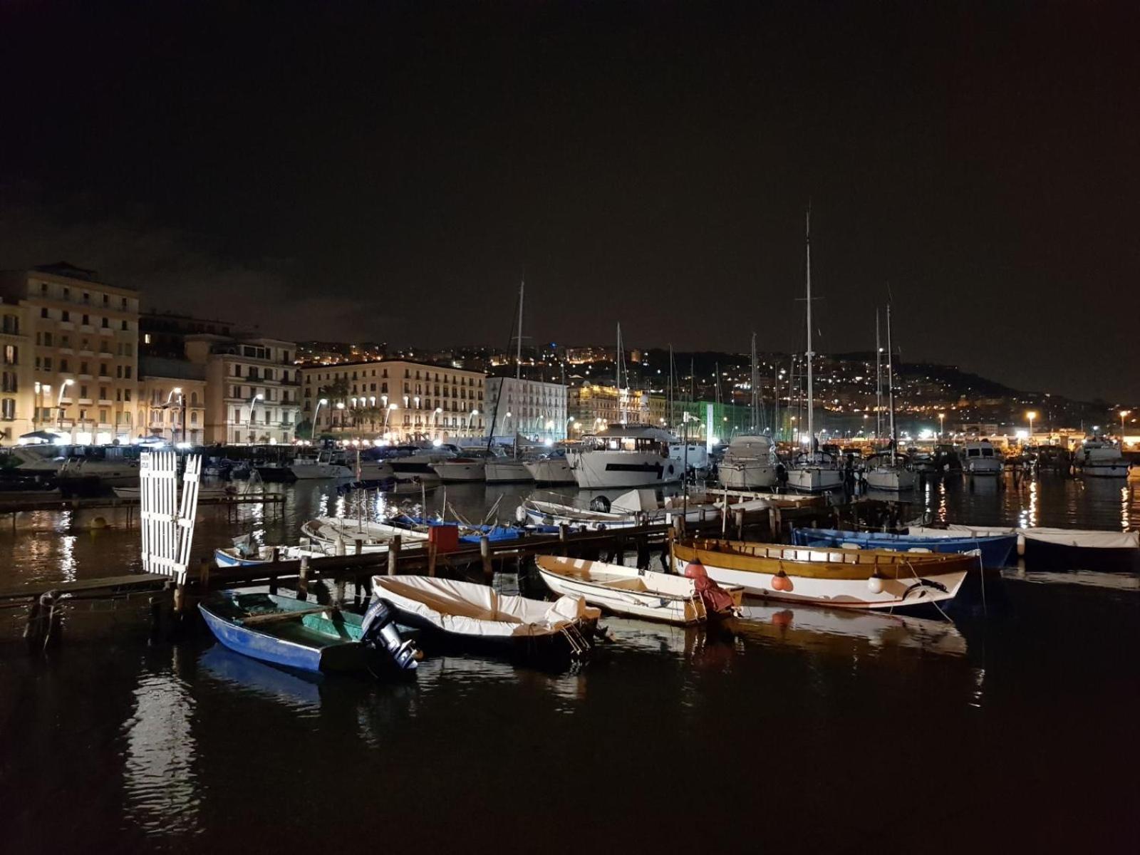 Napoli Lungomare Caracciolo Mon Amour
