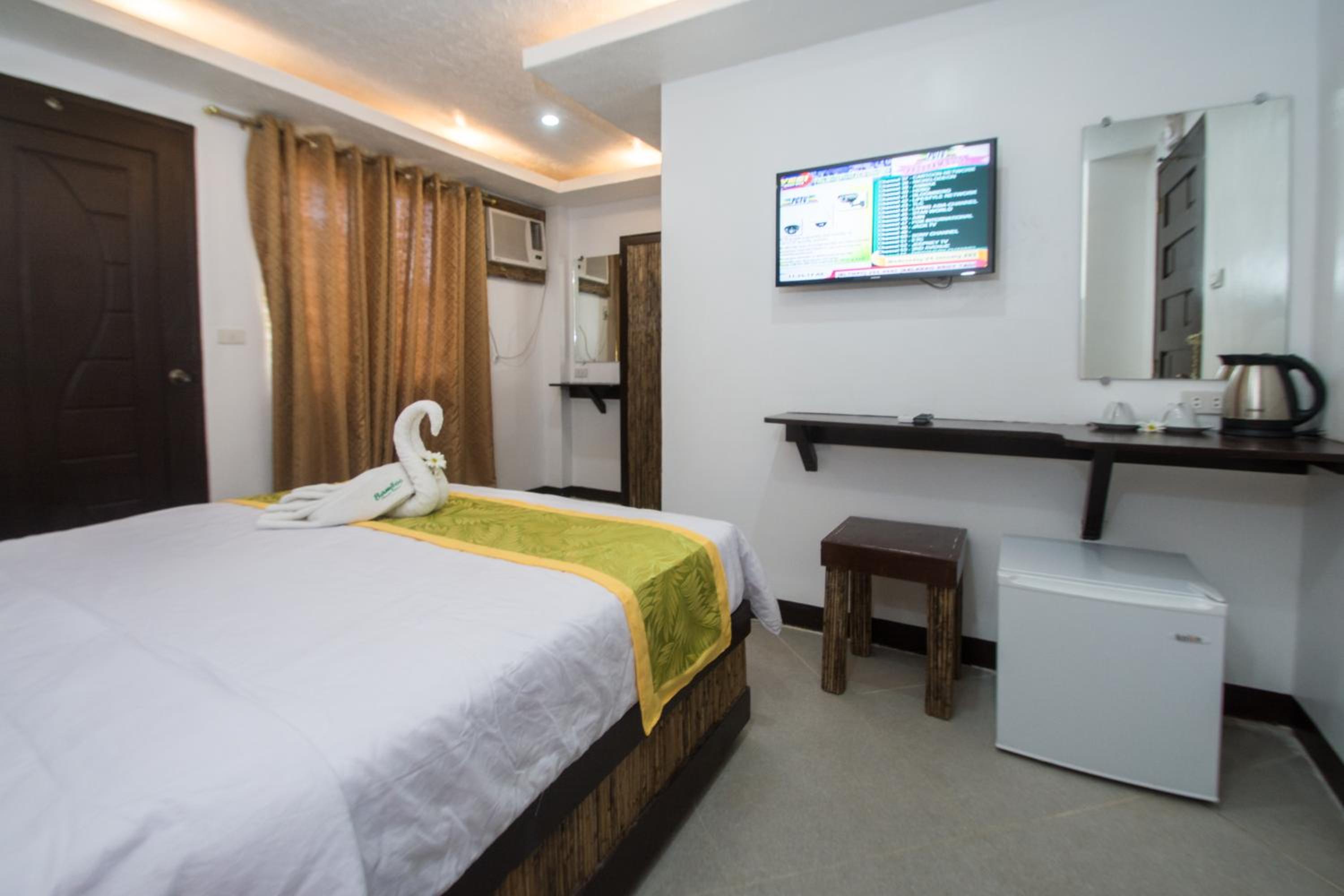 Bamboo Beach Resort & Restaurant