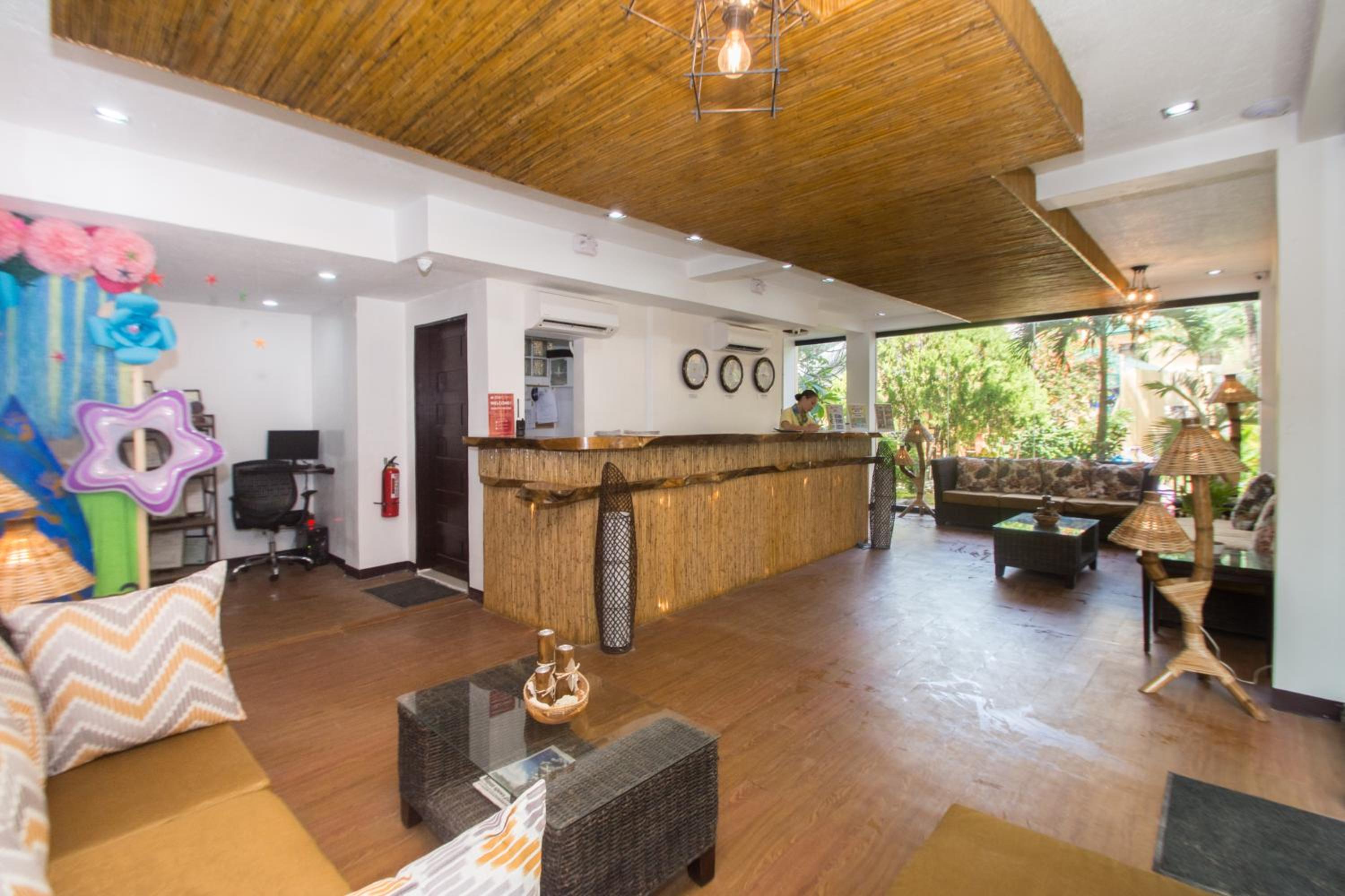 Bamboo Beach Resort & Restaurant