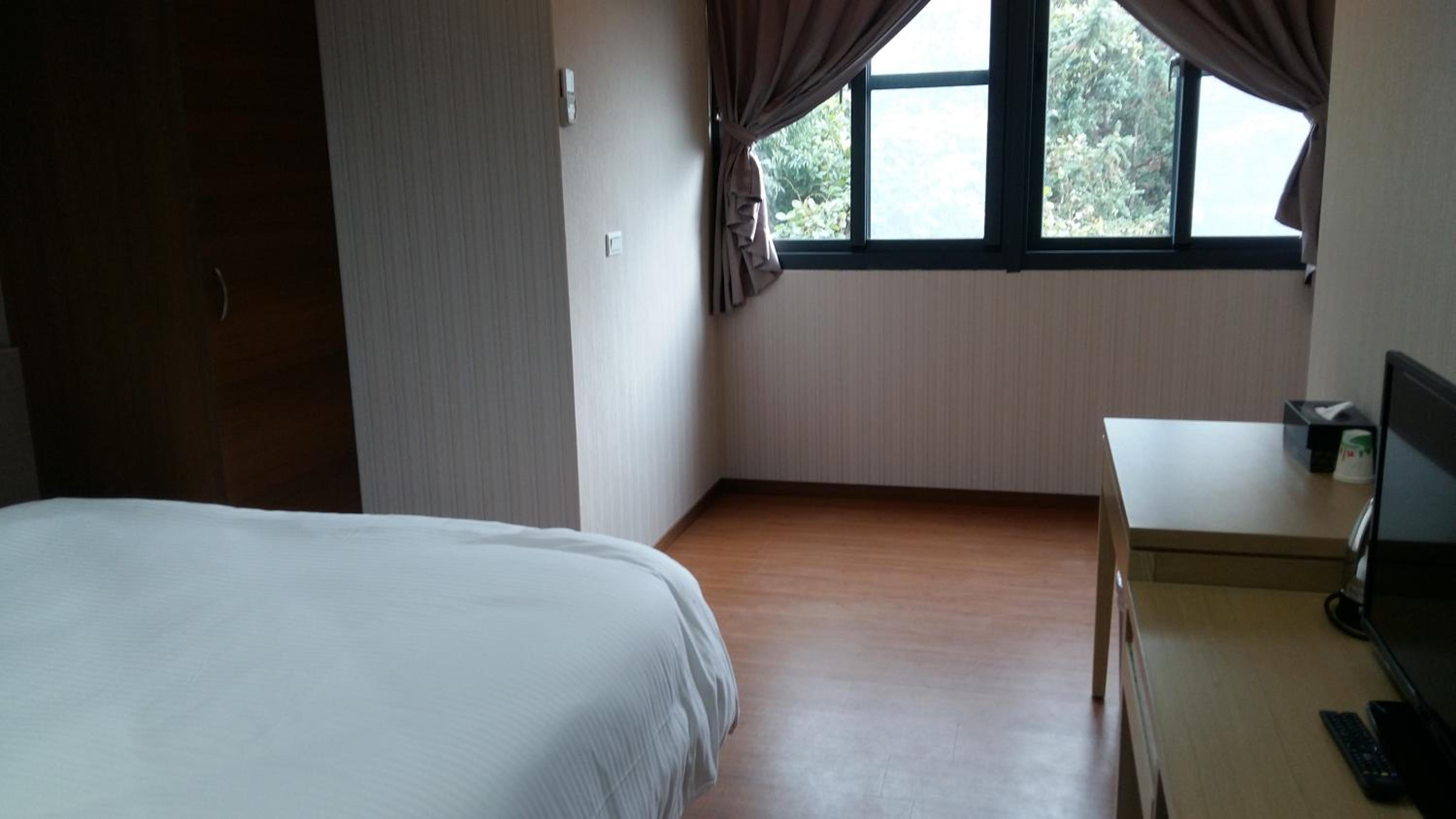 Yi Da Lakeside Hotel