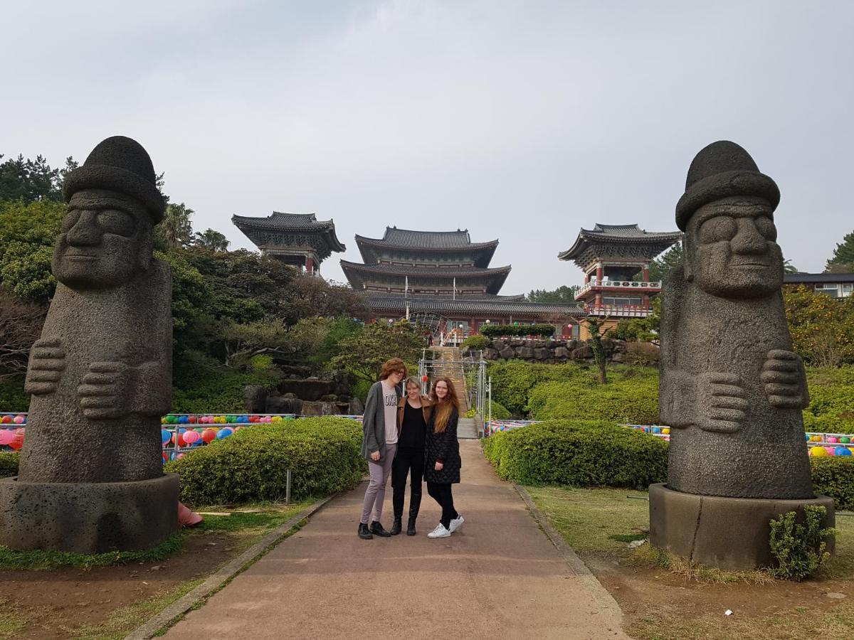 Gudeok Guesthouse