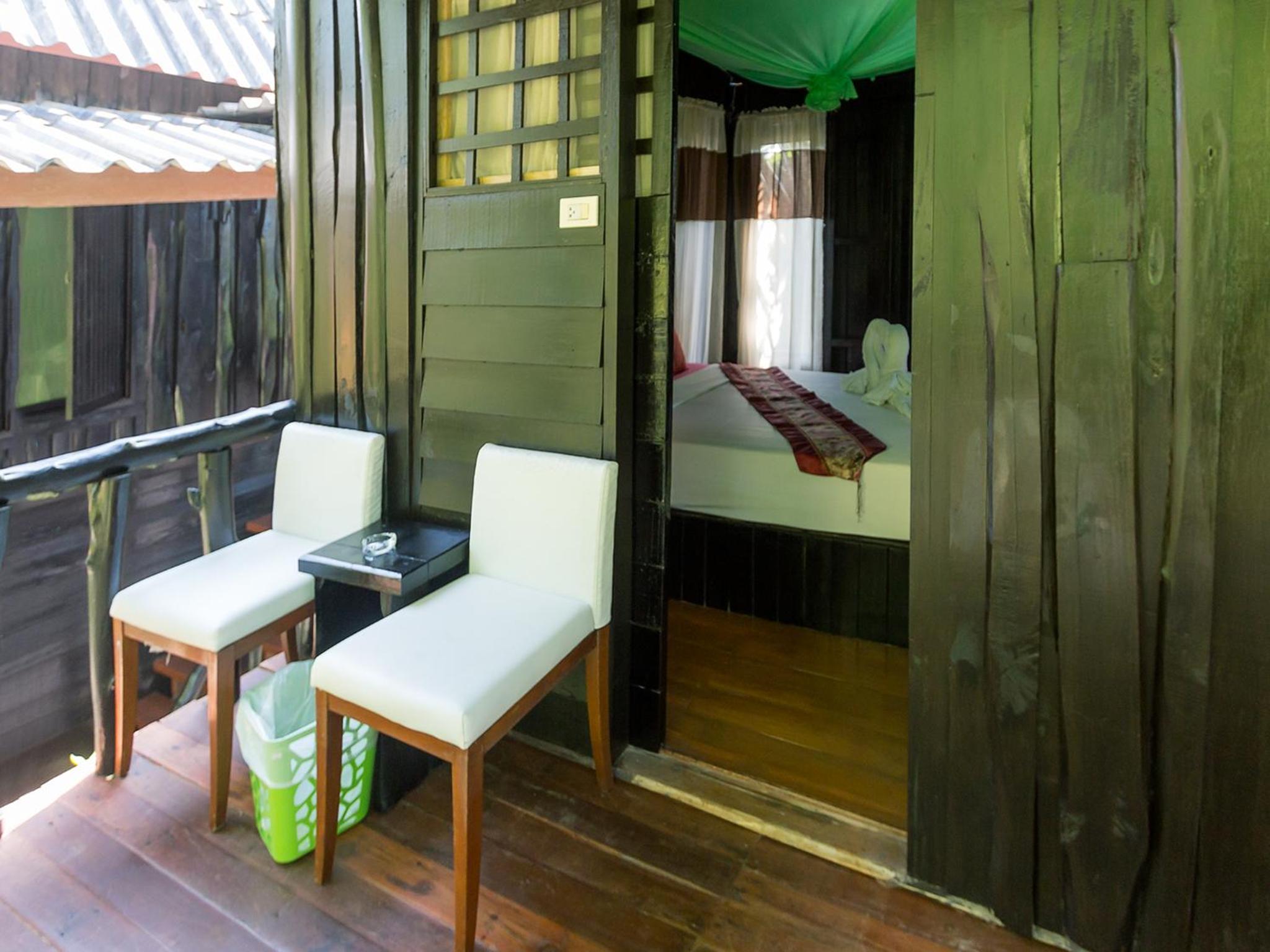 Leaf House Bungalows