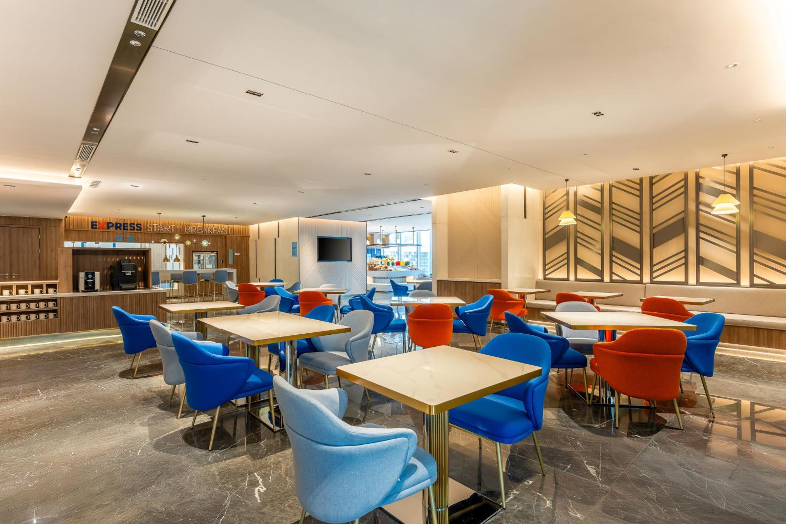 Holiday Inn Express Shenzhen Guangming by IHG