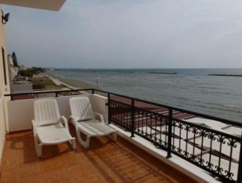 Philippou Beach Villas & Apartments view 4