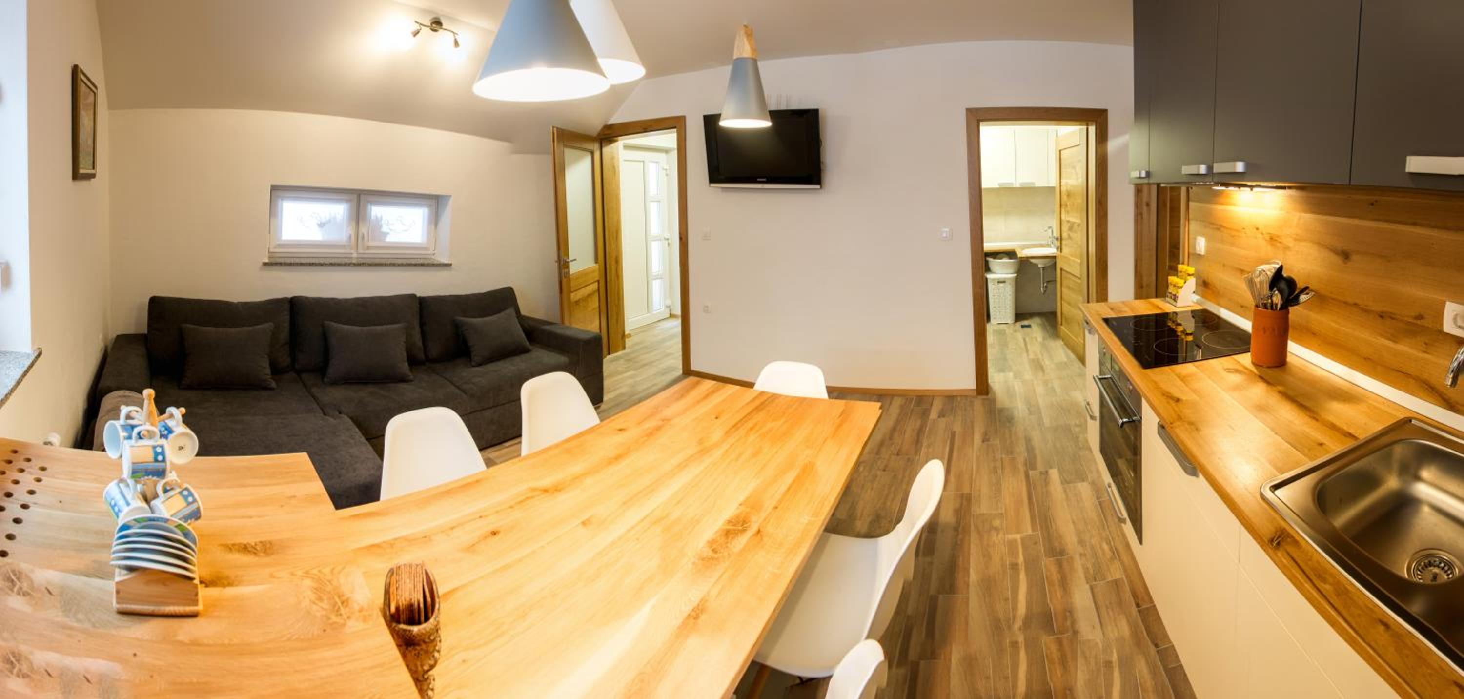Apartments Laznica