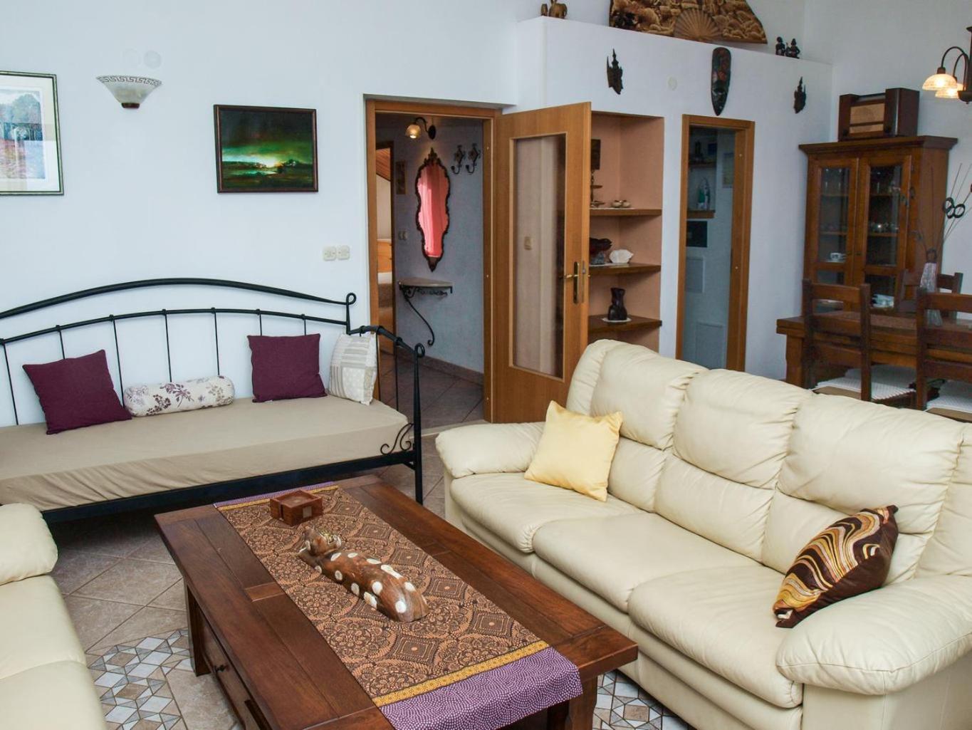 Lozna Apartment