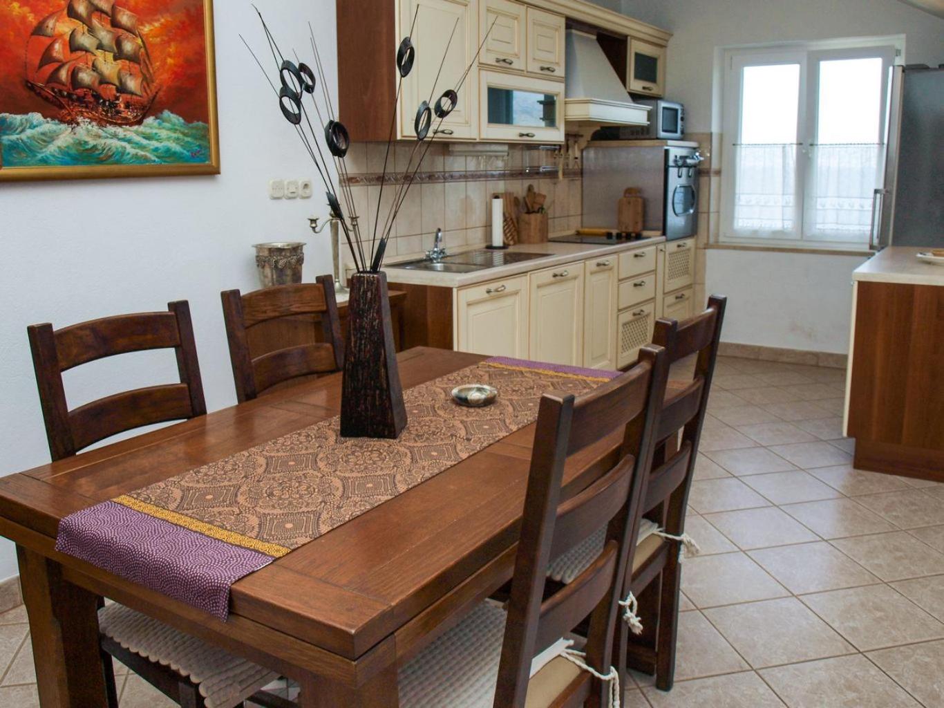 Lozna Apartment