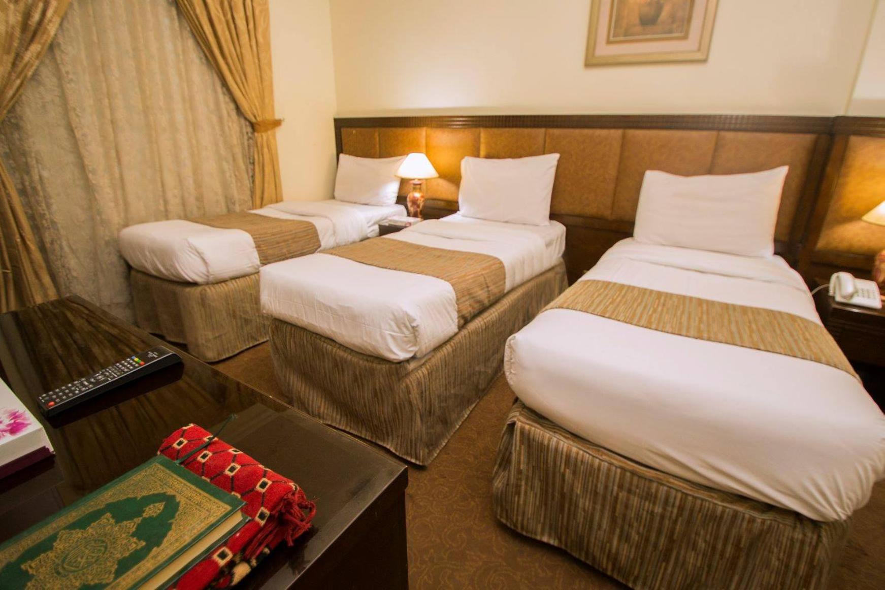 Hotel Anwar Al Zahraa Hotel - Image 1