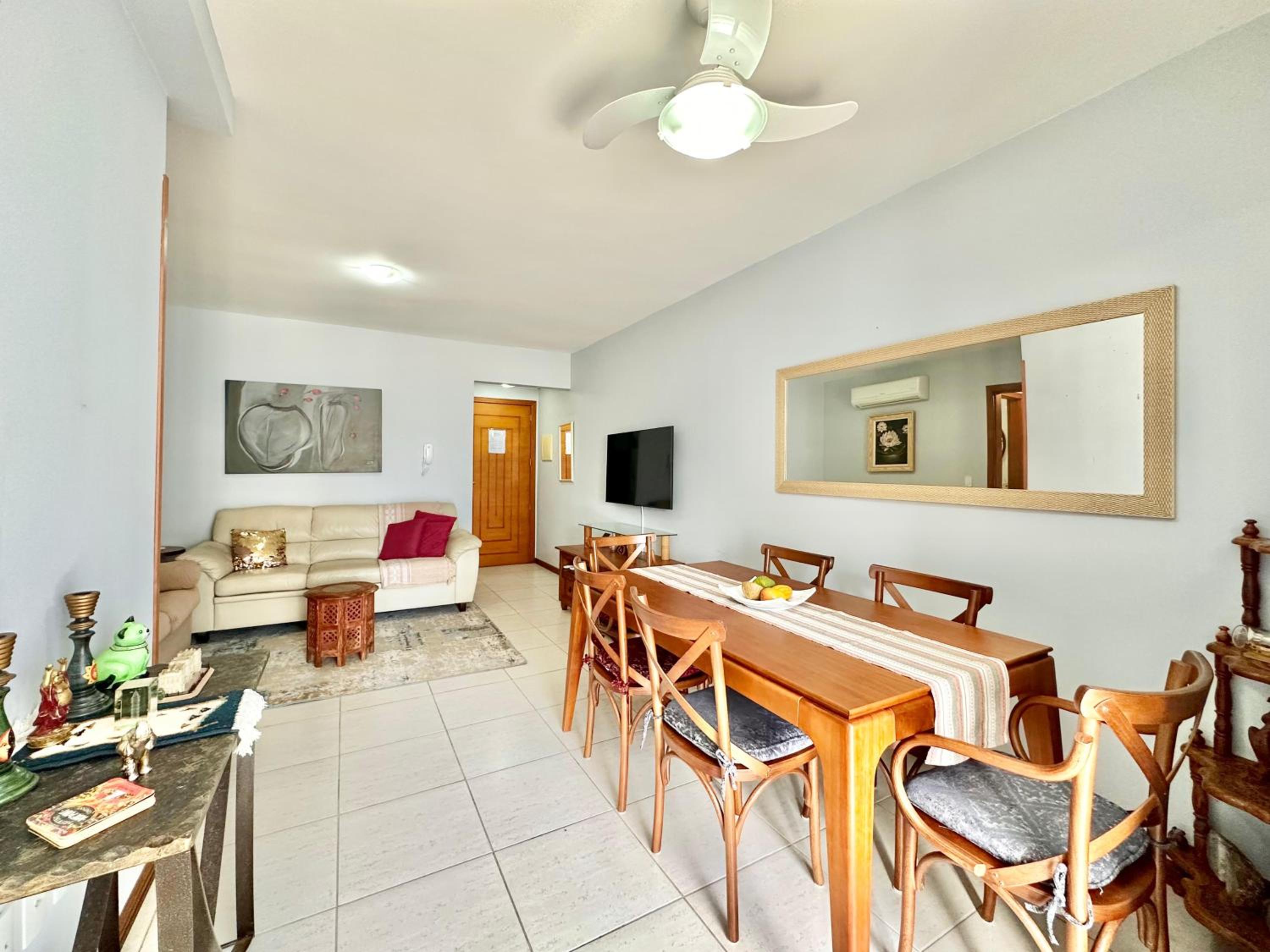Apartamento com vista para o mar