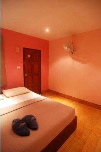 Lanta Bee Garden Bungalow SHA Extra Plus