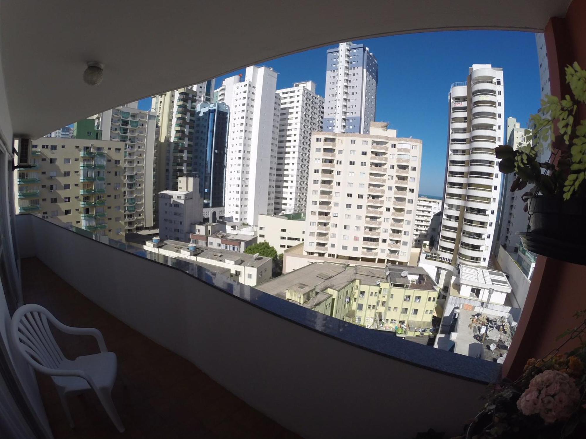Apto Av. Brasil - Centro