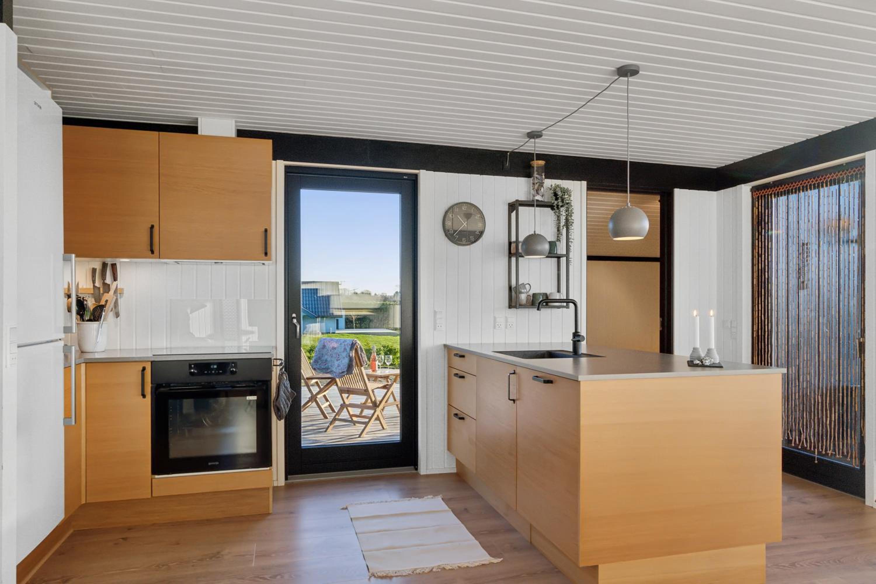 Cozy Summer House Close To Beach And Nature