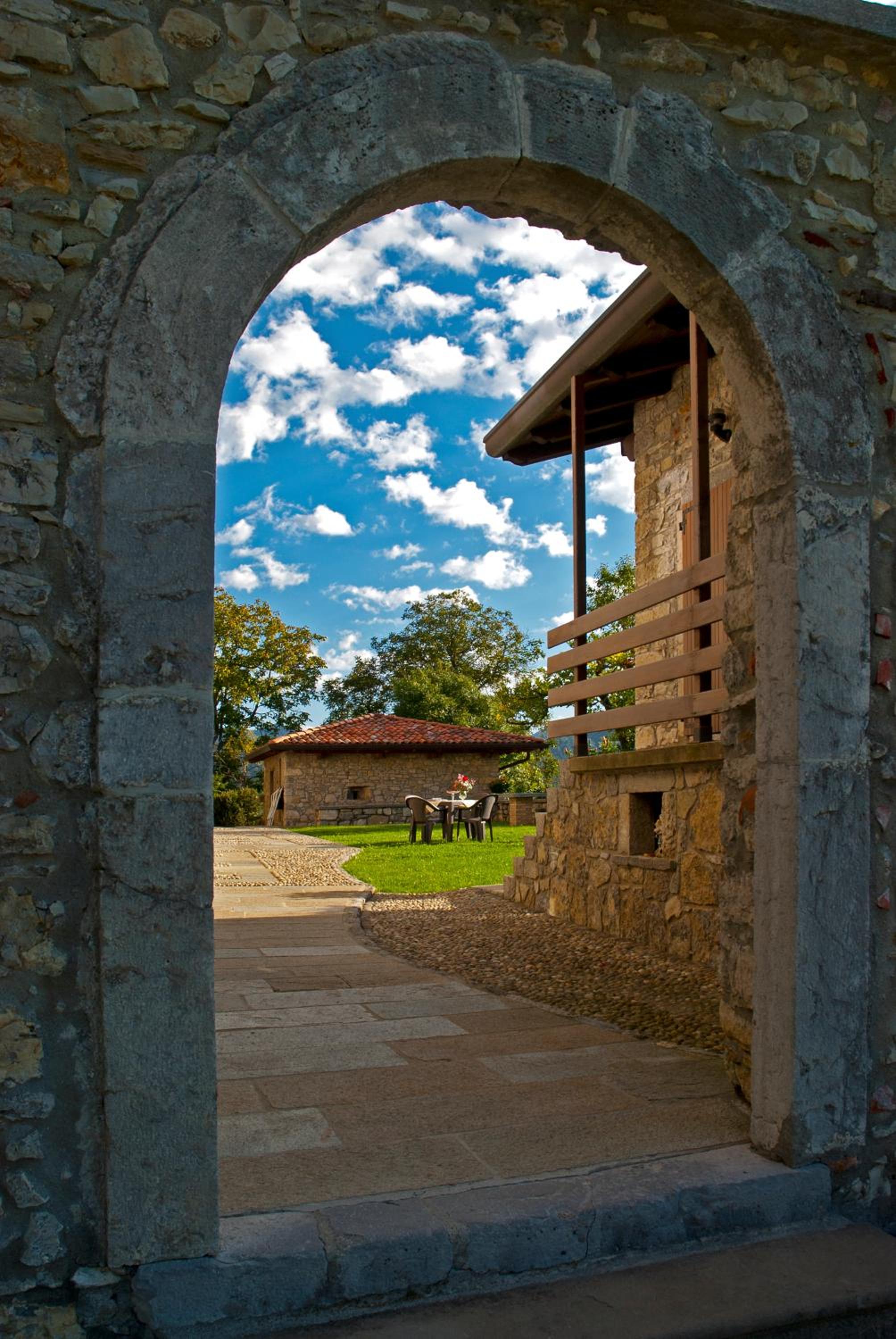 CA' BAETTI L'ANTICO BORGO en Roncola