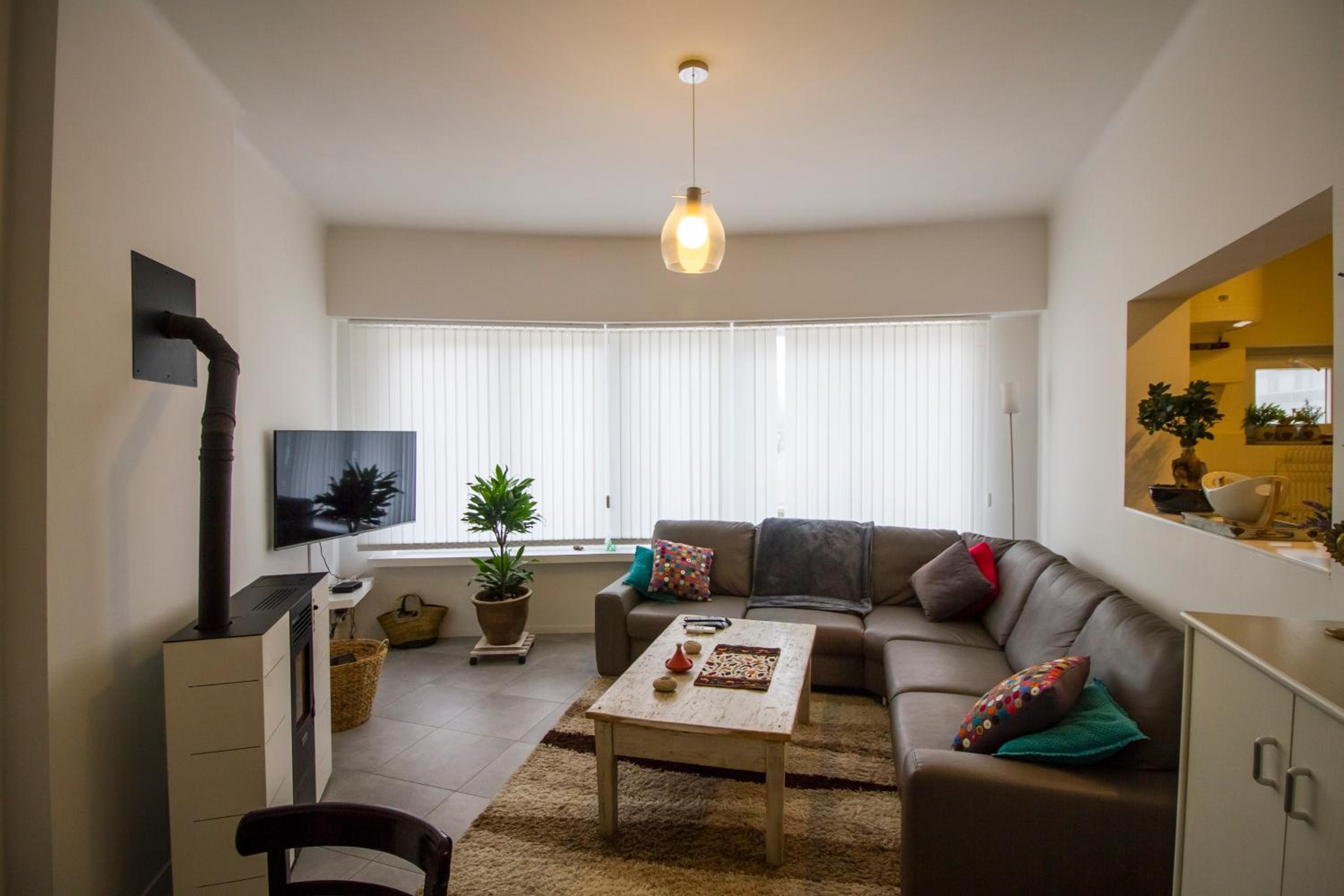 Modern apartment near the sea. view 3