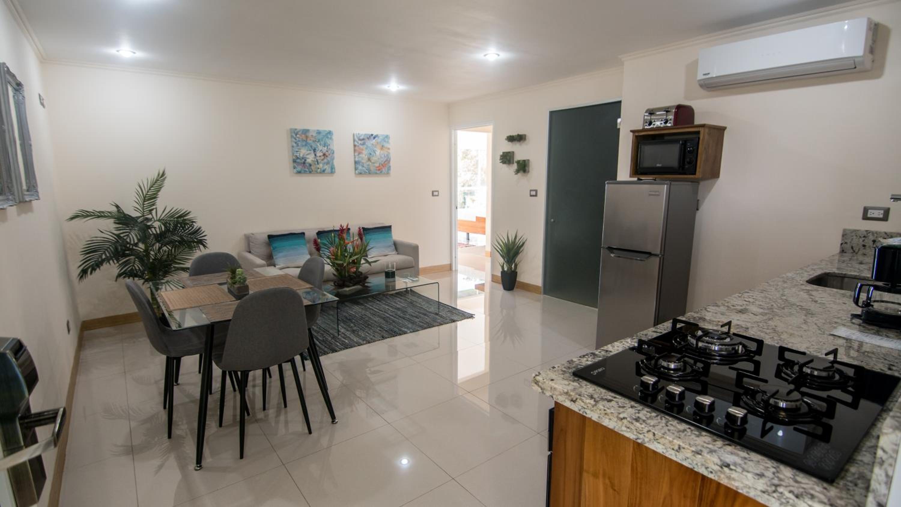 La Mariposa Apartments