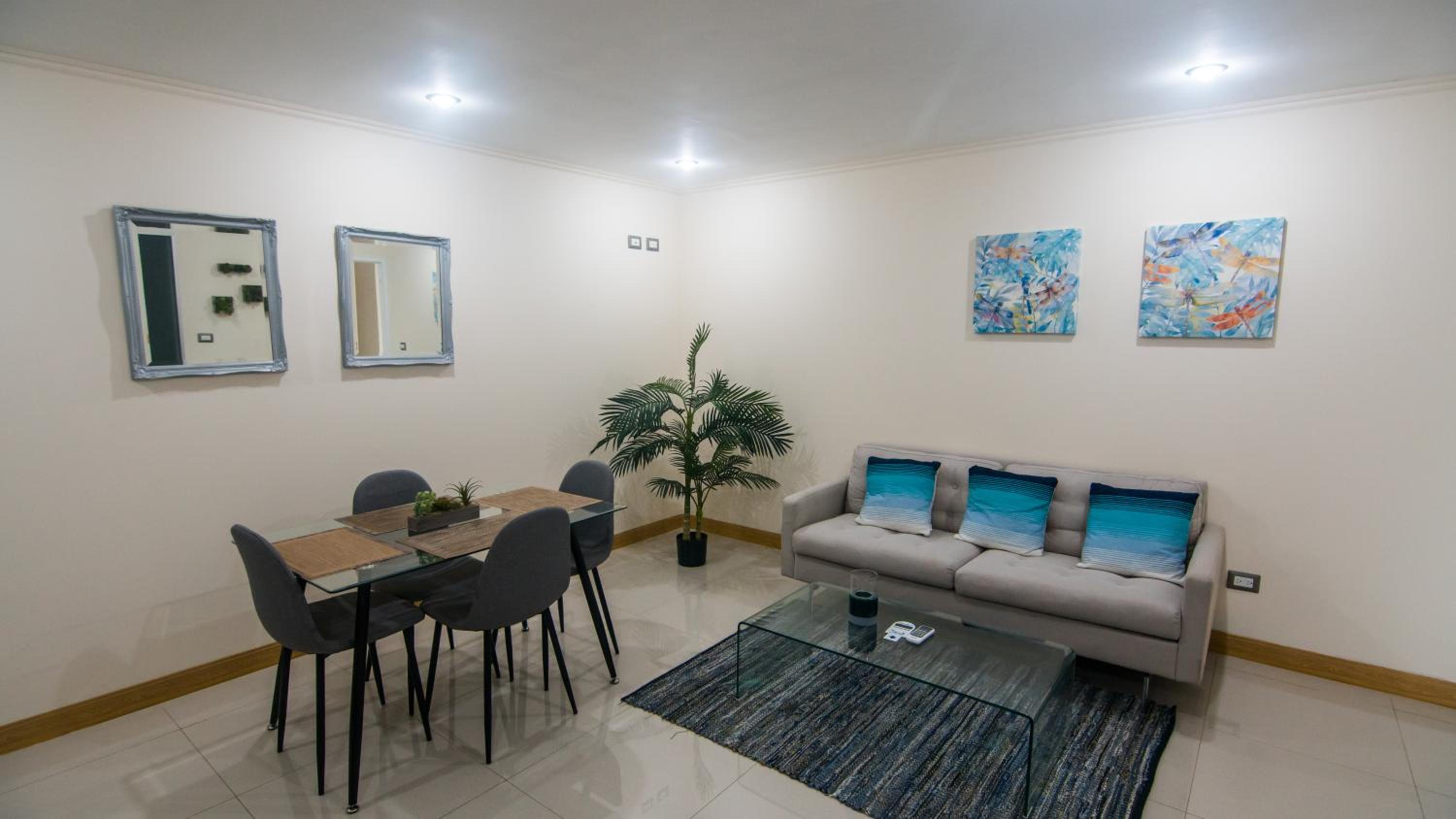 La Mariposa Apartments